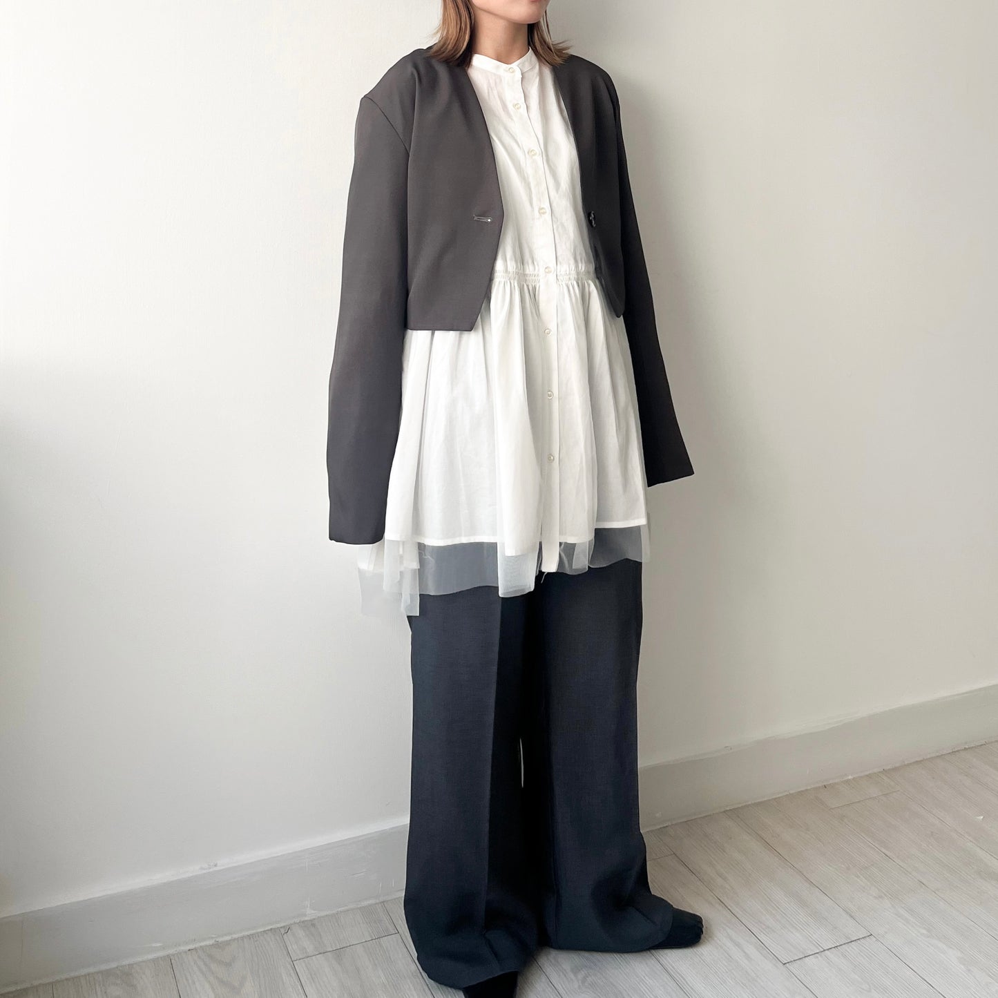 JK20- Collarless Short Jacket | Grey | Black
