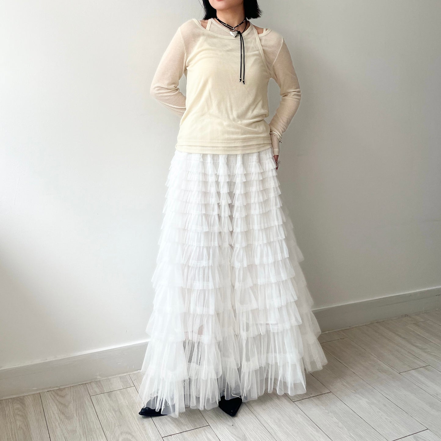 SK107- Mesh Skirt | White | Black