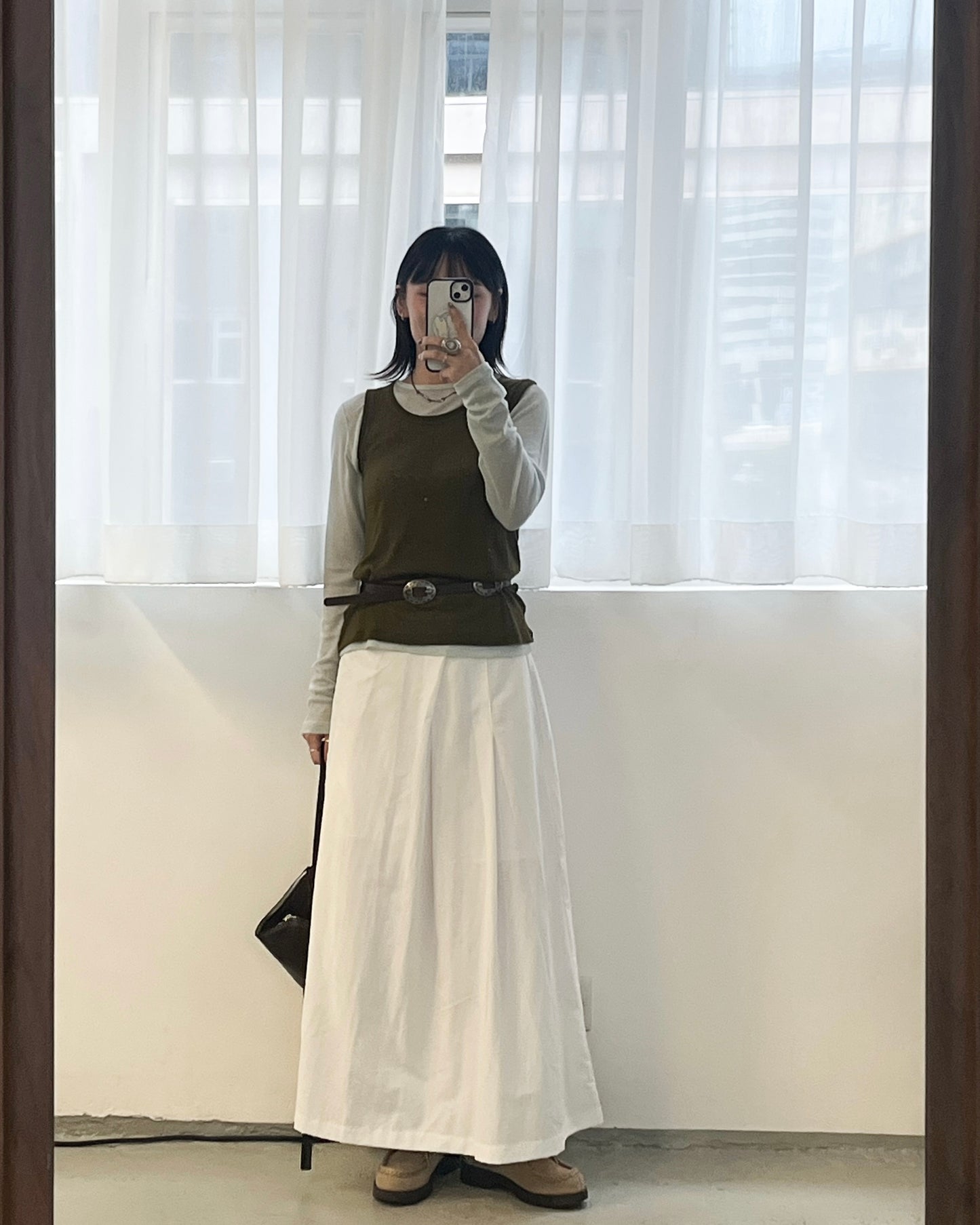 SK128- Cutting Basic Skirt | White | Black ( S / M )