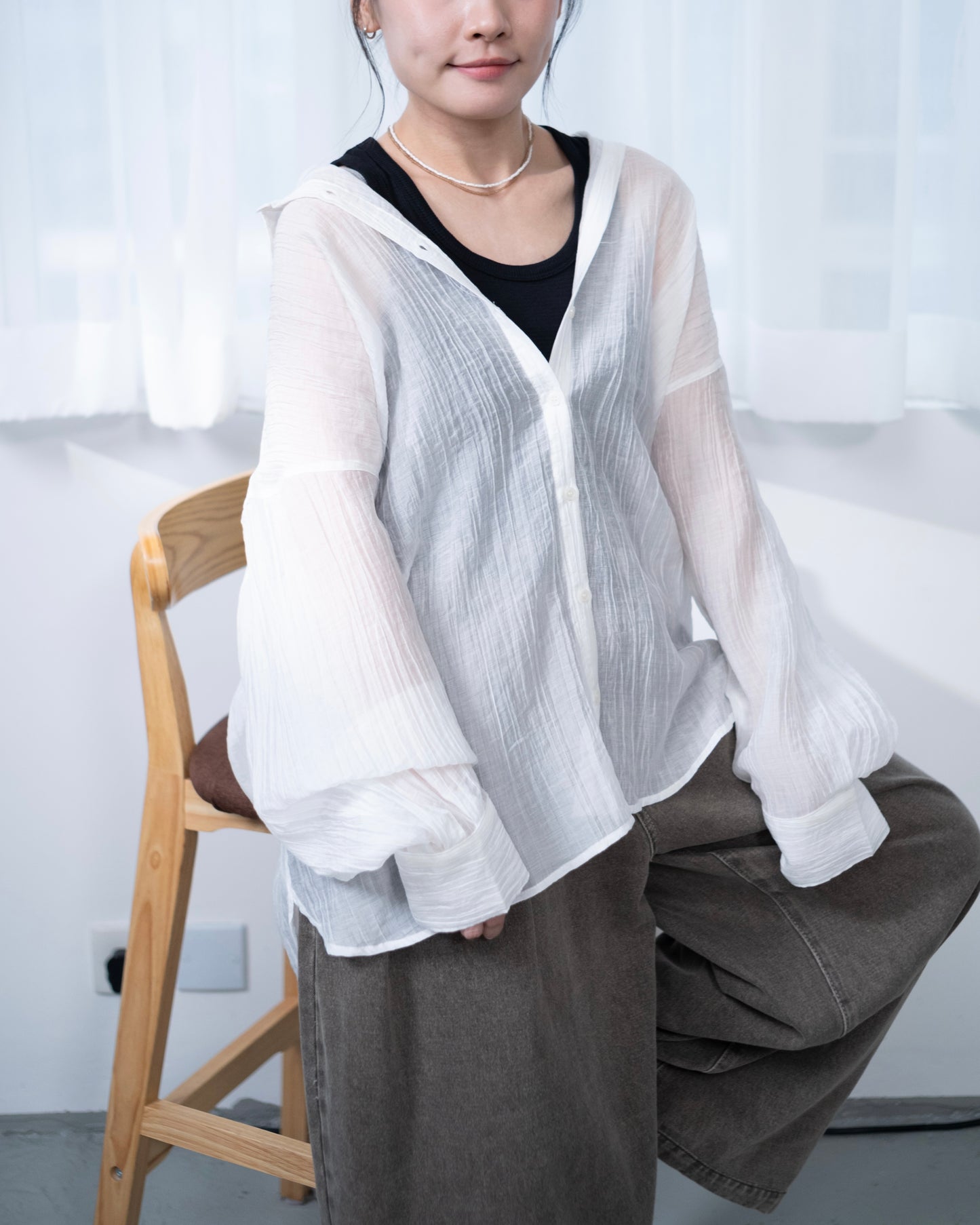 TP666- Crinkle Puff Sleeve Sheer | White | Brown | Black