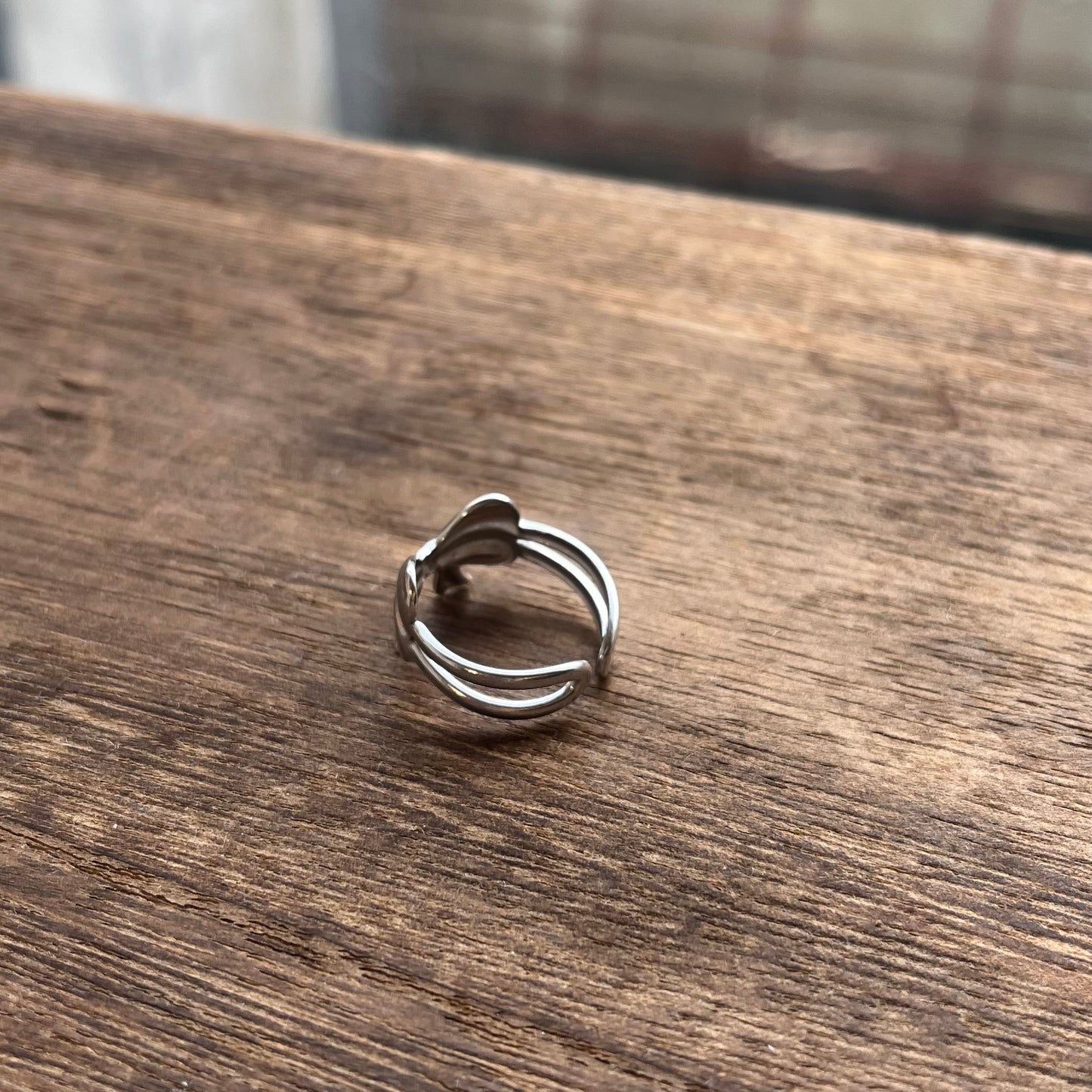 AC226- 2D Ribbon Ring ( 醫療鋼 )