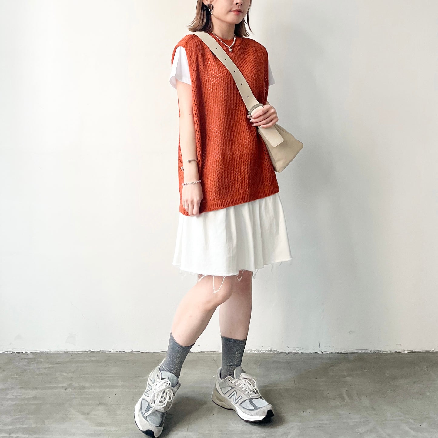 SK70- Ripped Hem Soso Short Skirt | White | Beige | Black ( S / M )