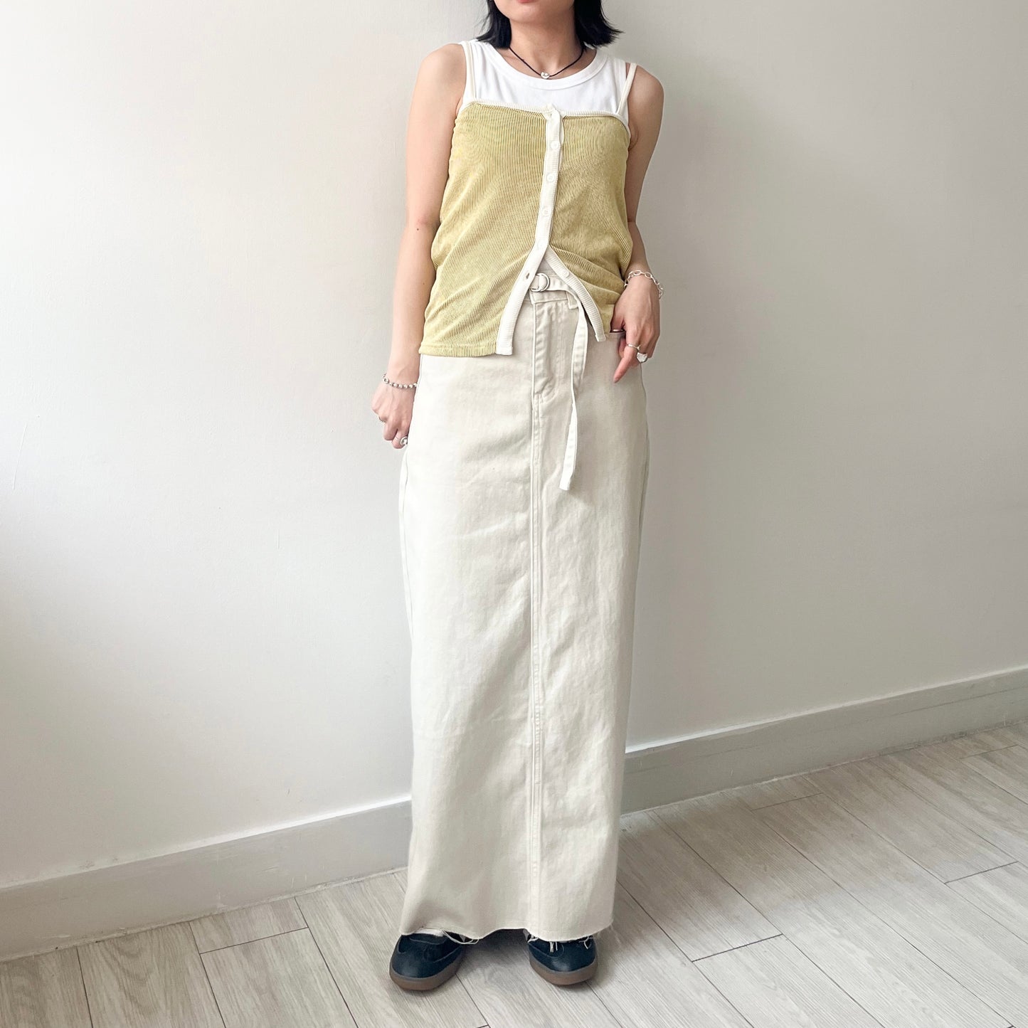 SK110- 直身牛仔裙 with Belt | Beige | Navy ( S / M )