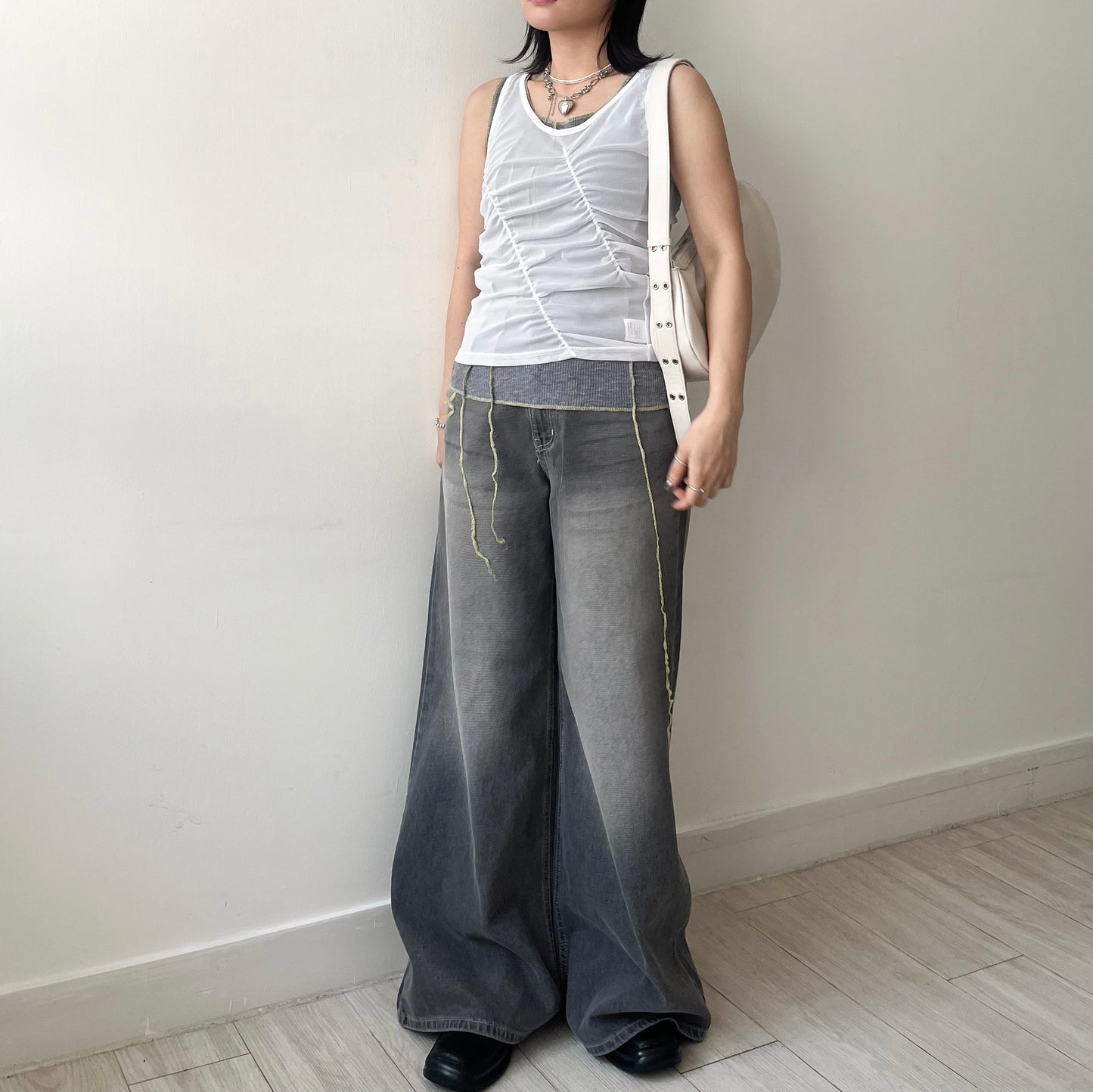 TP645- 斜Cut See-thought Vest Top | White | Red | Grey