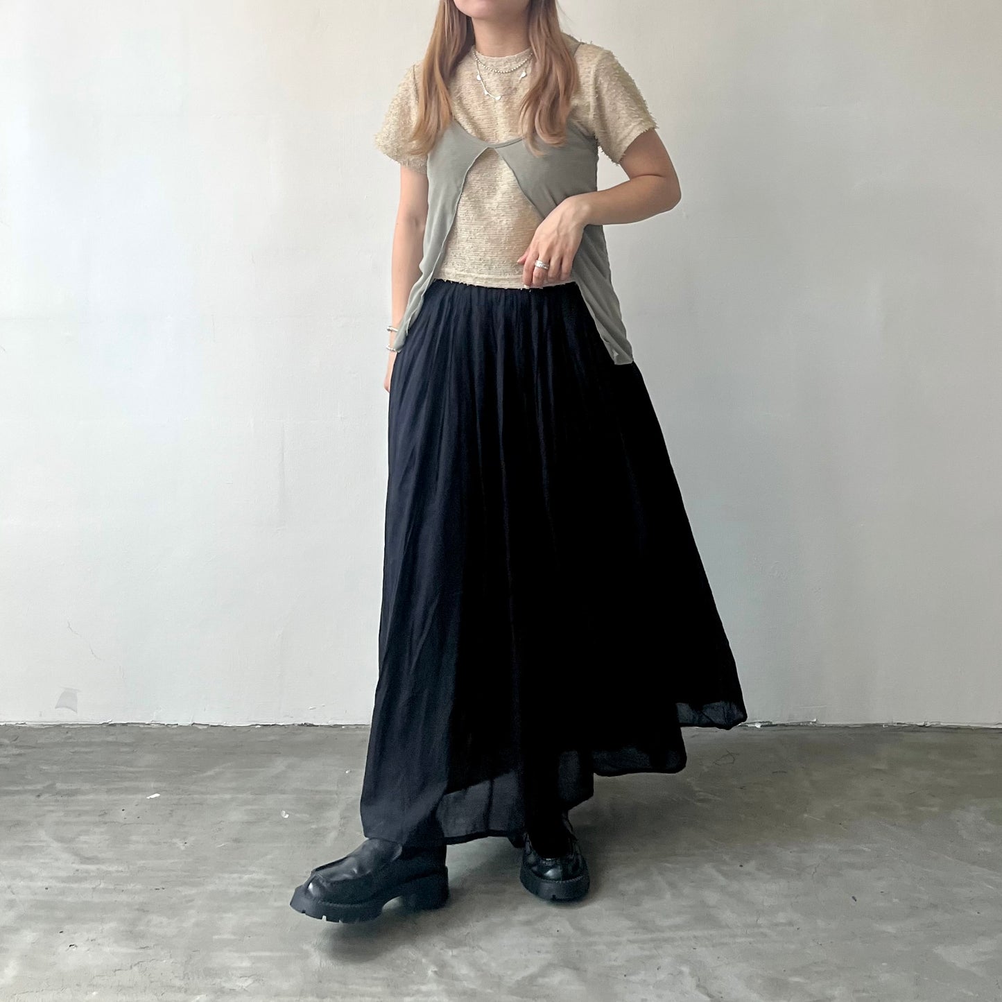 TP165- Outer Vest | White | Khaki | Black