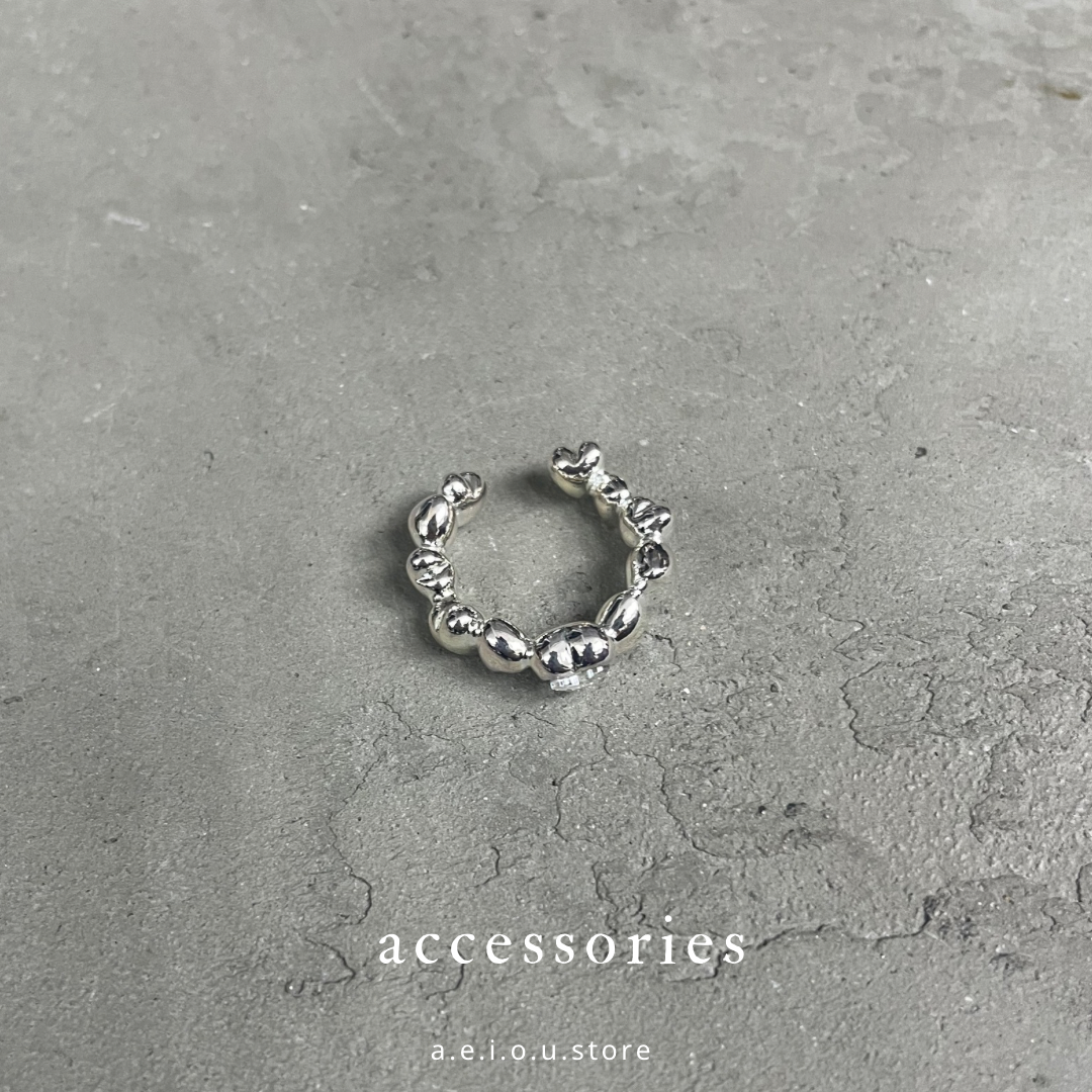 AC139- Hearts Ring