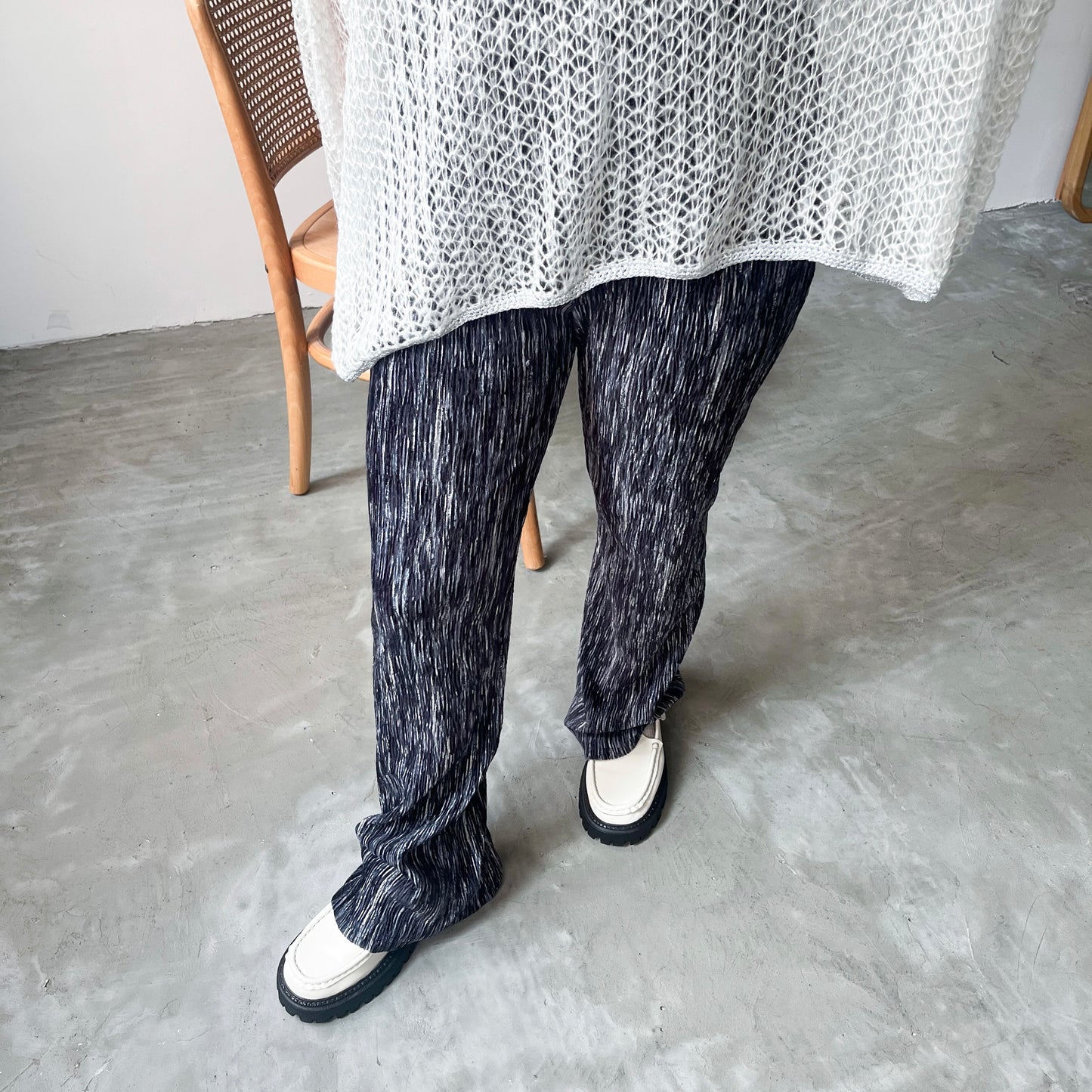 PT35- 薄絨面皺皺褲 | Ivory | Navy