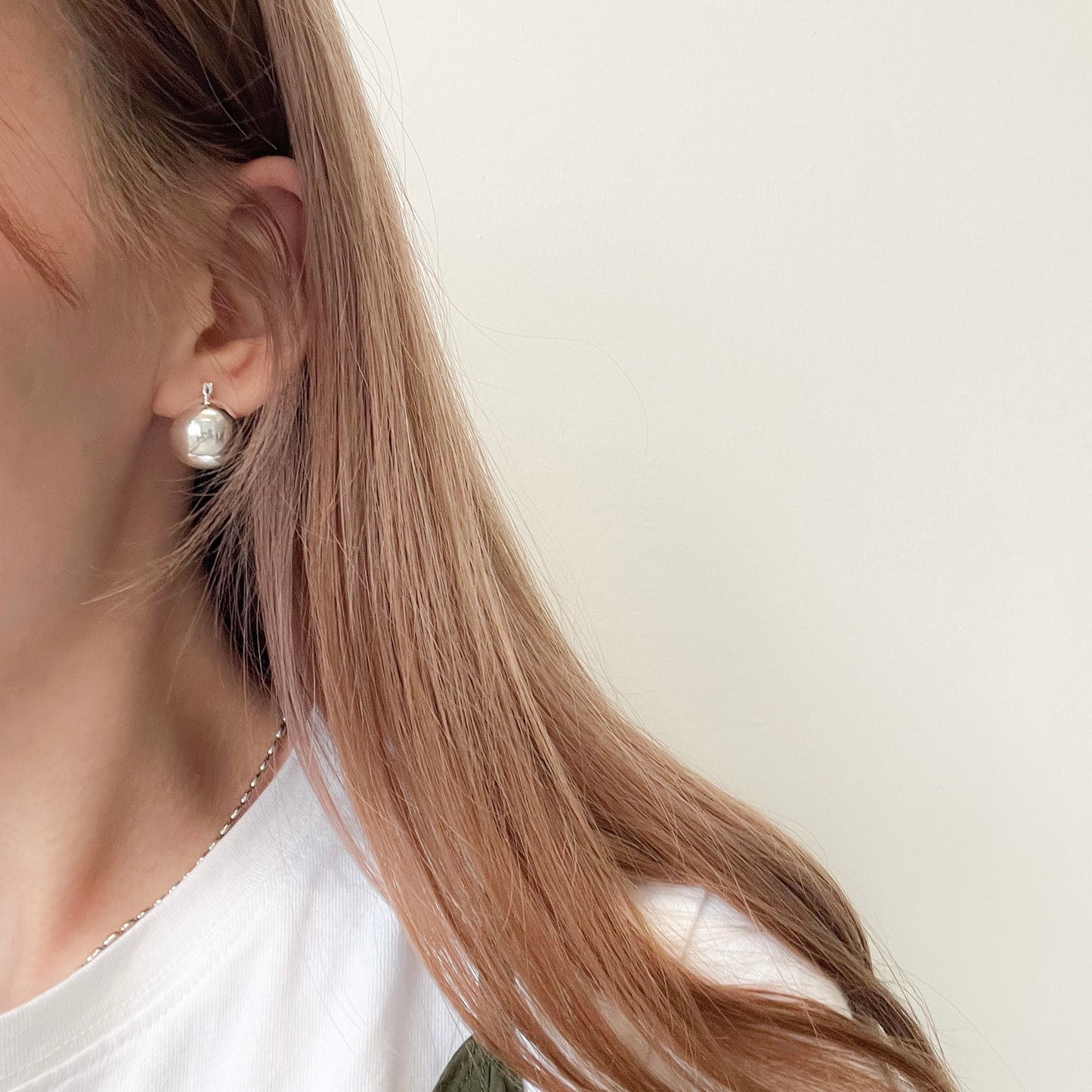 AC57- Big Ball Ball Earring