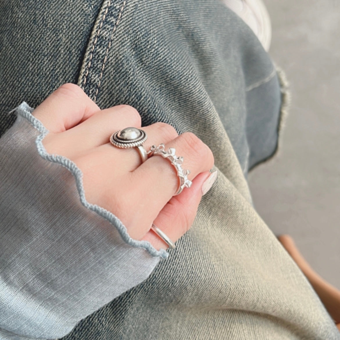 AC85- S925 Three Ribbon Ring