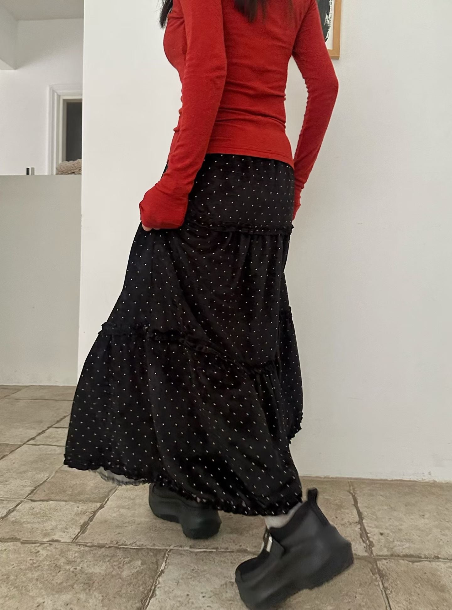 SK140- Black Small Dot Ruffle Skirt ( 薄絨 )