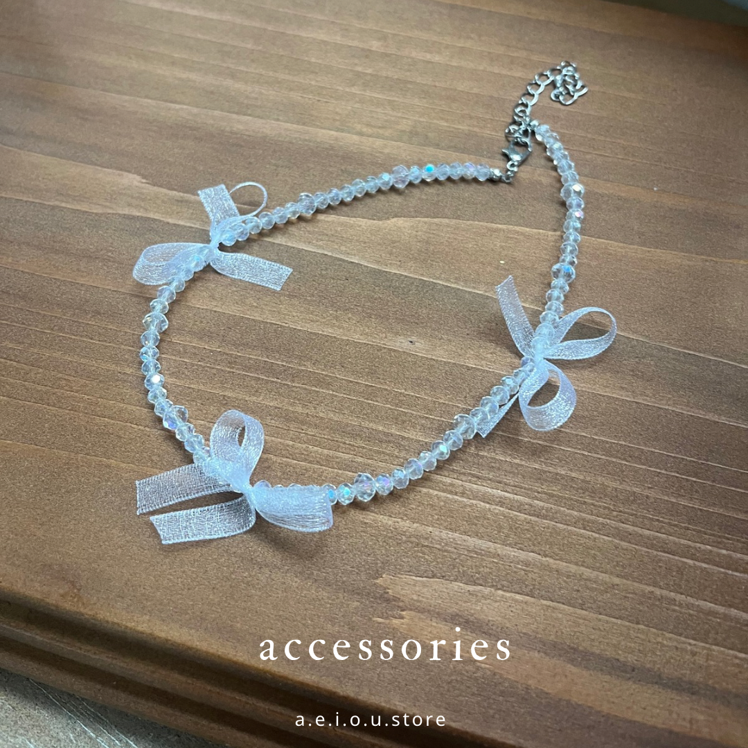 AC128- Three Silk Ribbon Necklace | White | Grey