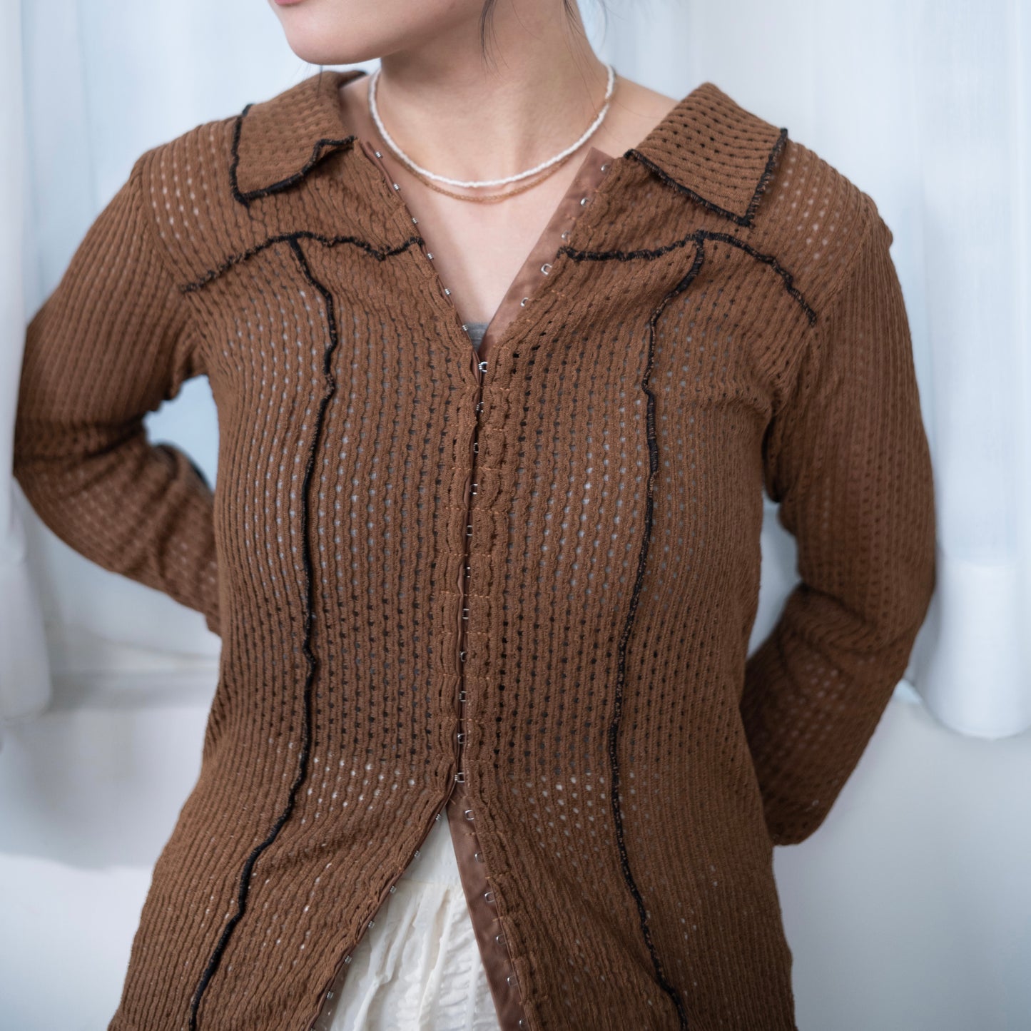 TP664- Outline Wave Blouse | Brown | Charcoal