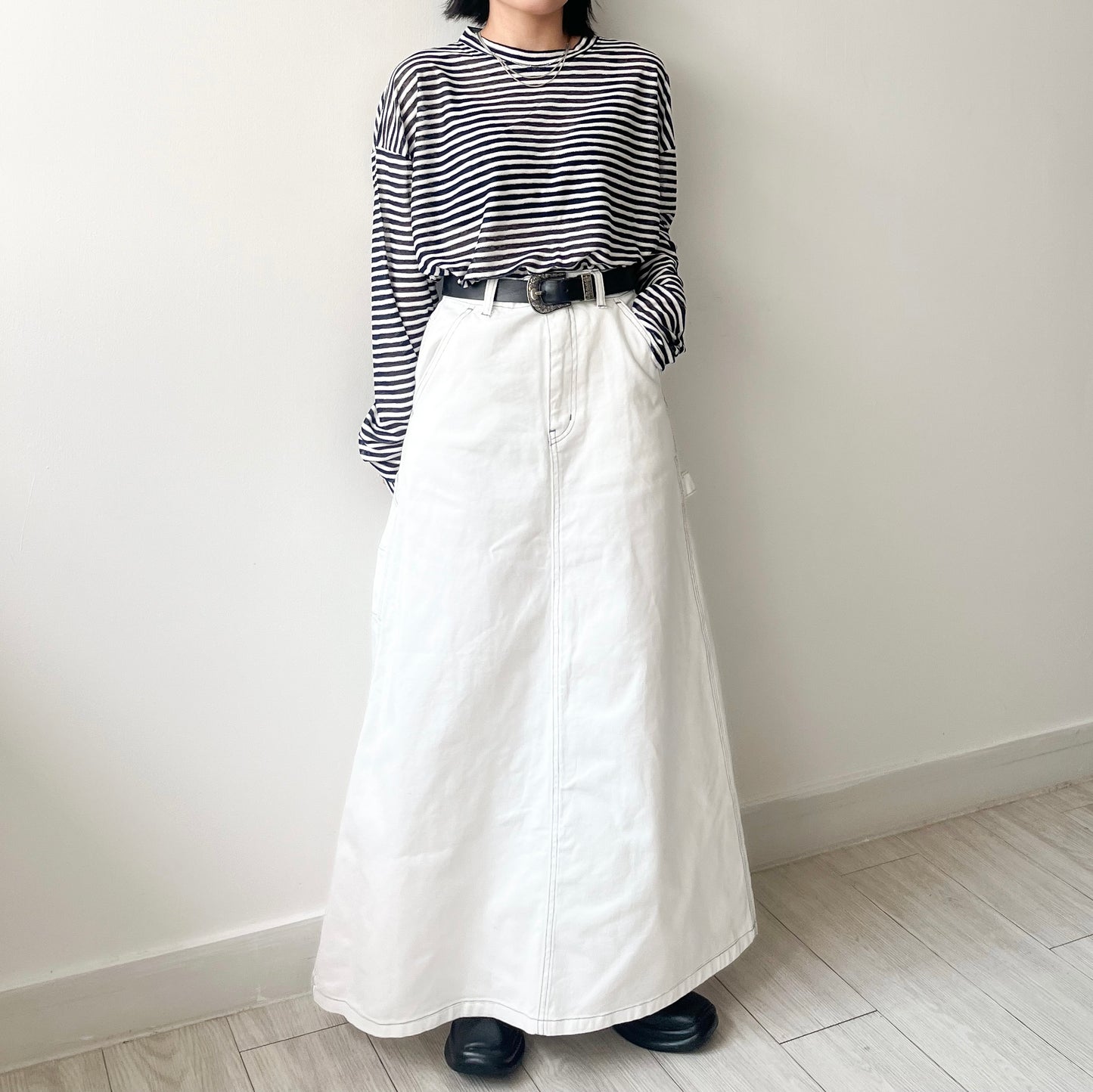 SK102- A-Line Denim Skirt | White ( S / M )