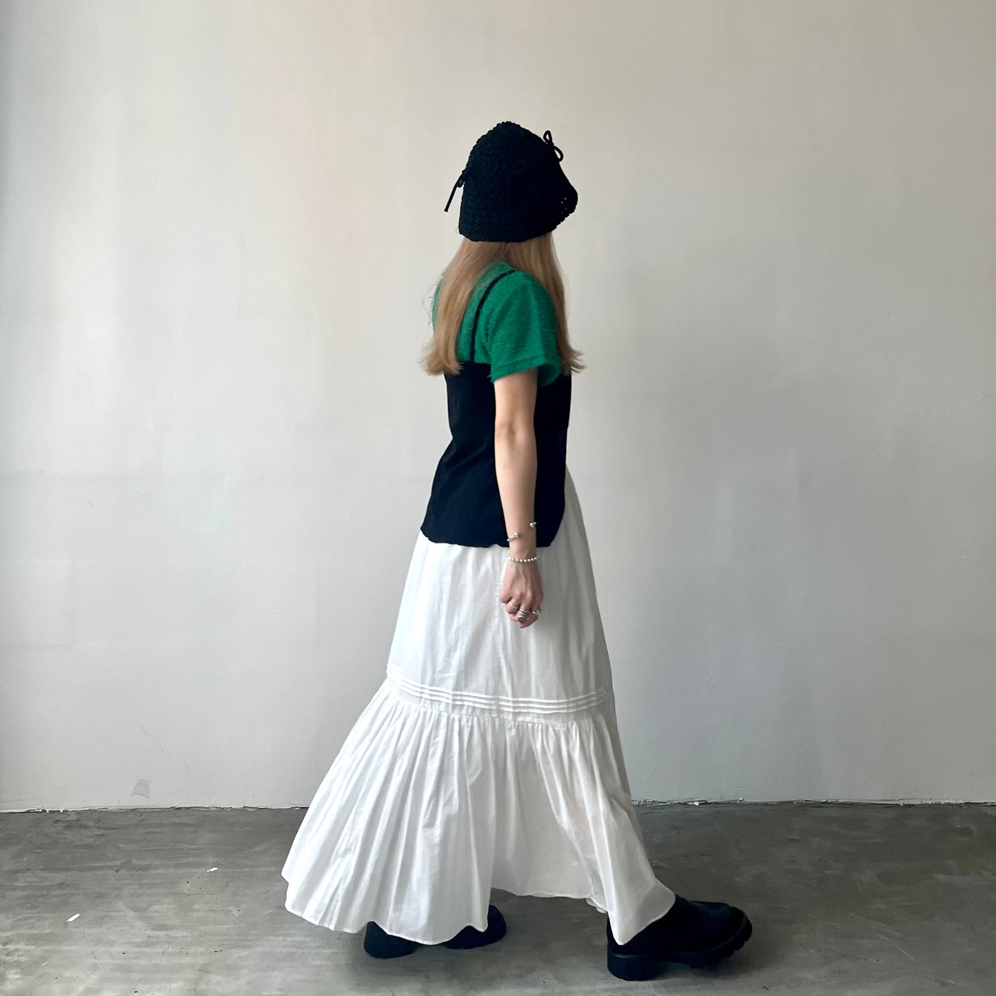 TP165- Outer Vest | White | Khaki | Black