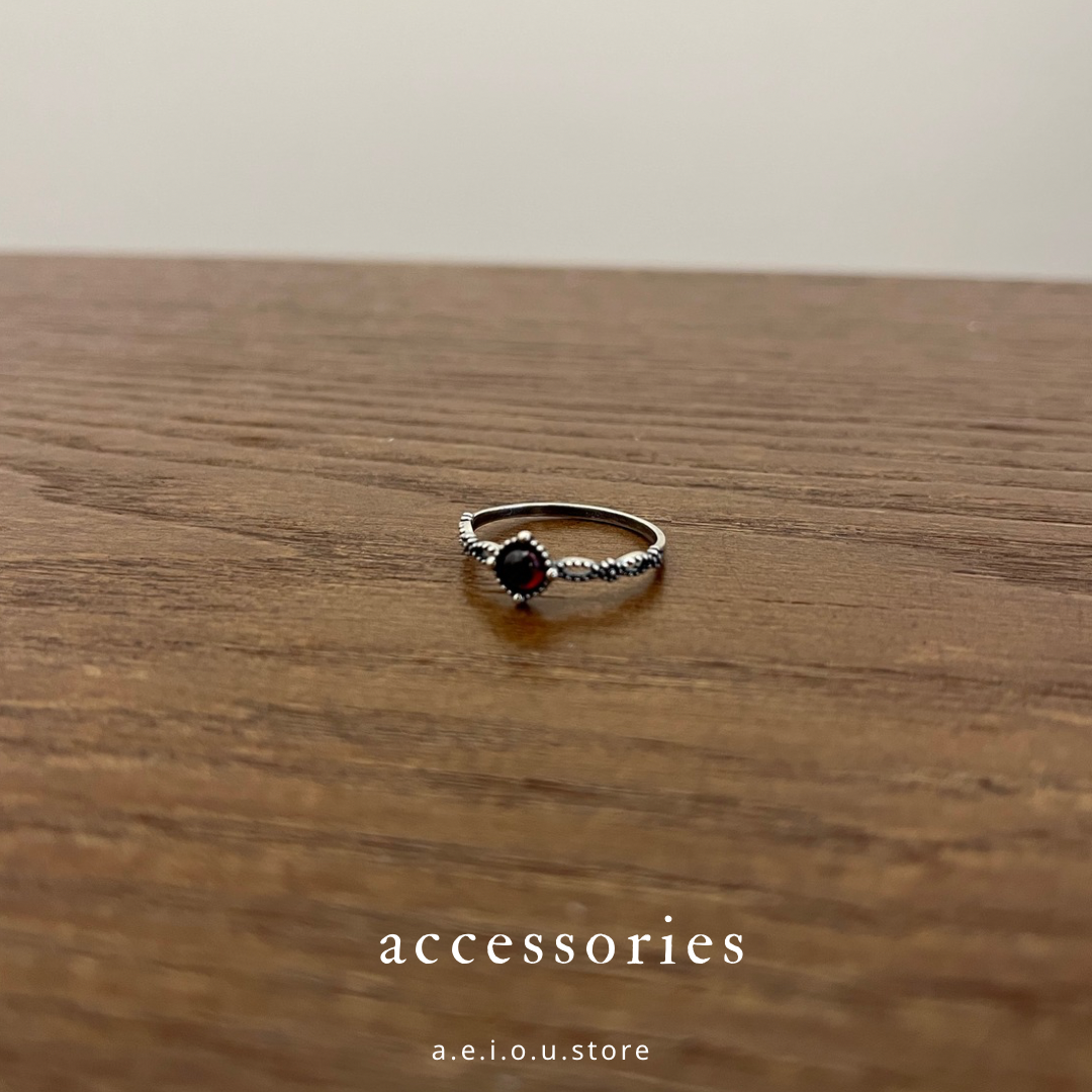 AC179- S925 Vintage Red Crystal Ring #13
