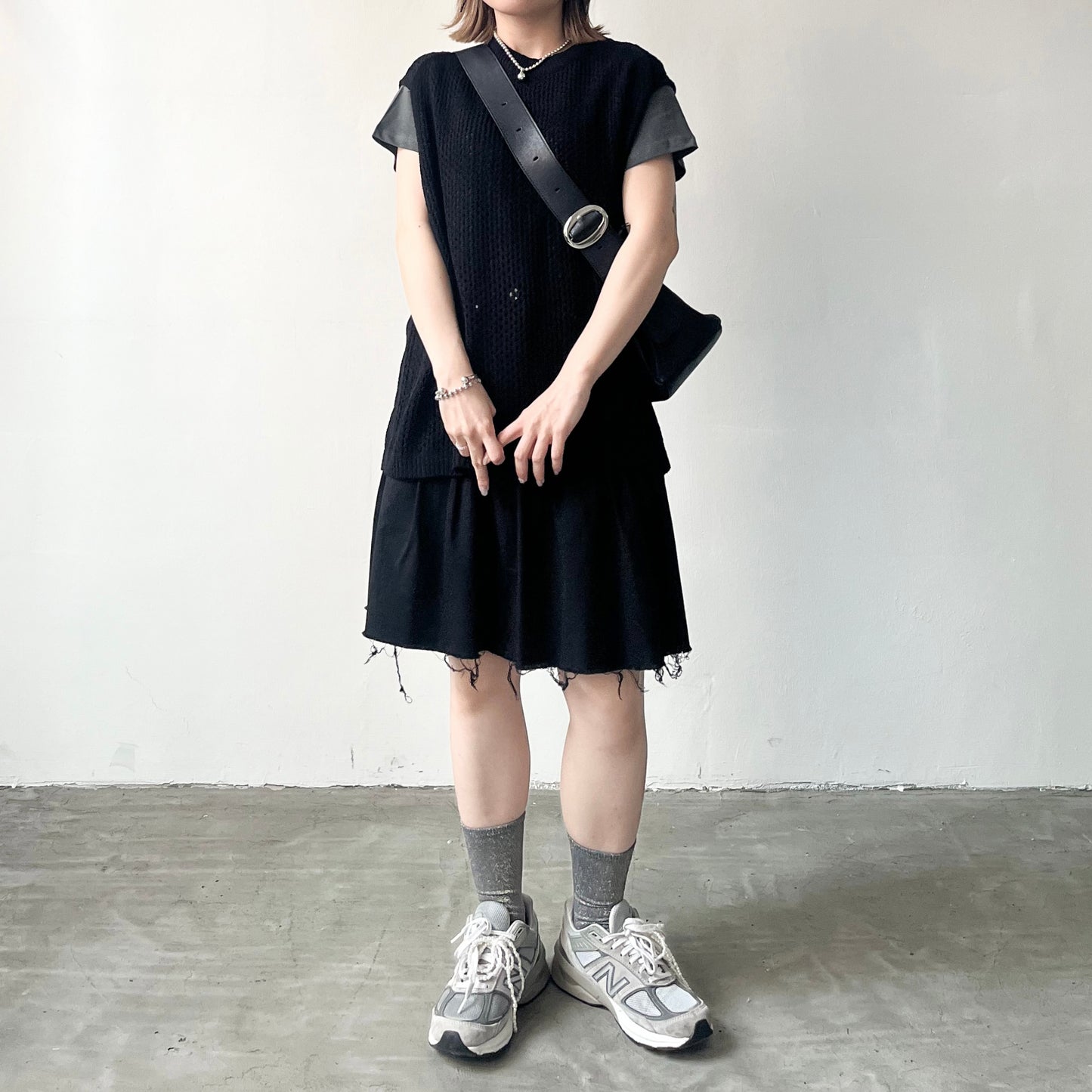 SK70- Ripped Hem Soso Short Skirt | White | Beige | Black ( S / M )