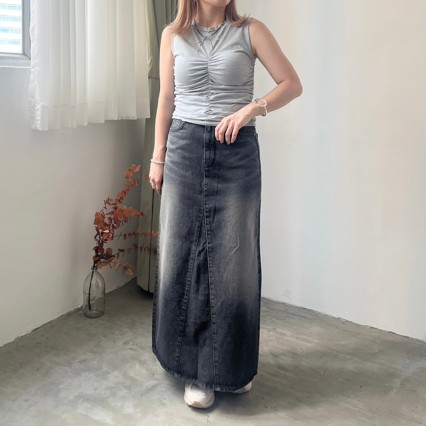 SK41- Straight Line Denim Skirt | Navy | Black