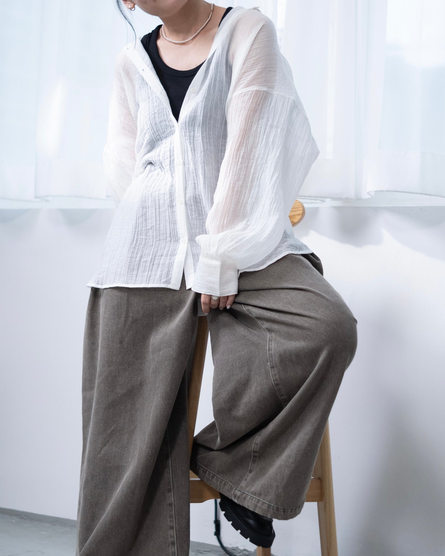 TP666- Crinkle Puff Sleeve Sheer | White | Brown | Black