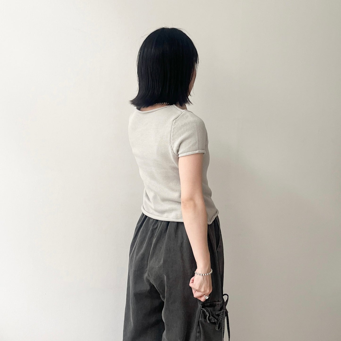 TP486- 可愛排鈕卷邊Top | Grey | Navy