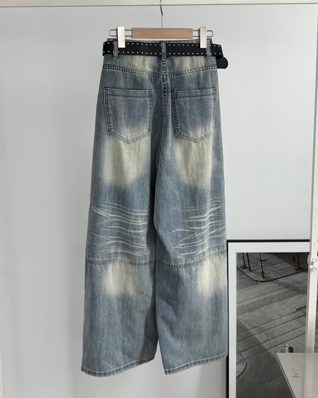 PT121- 破爛闊身牛仔褲 連Belt ( S / M / L )
