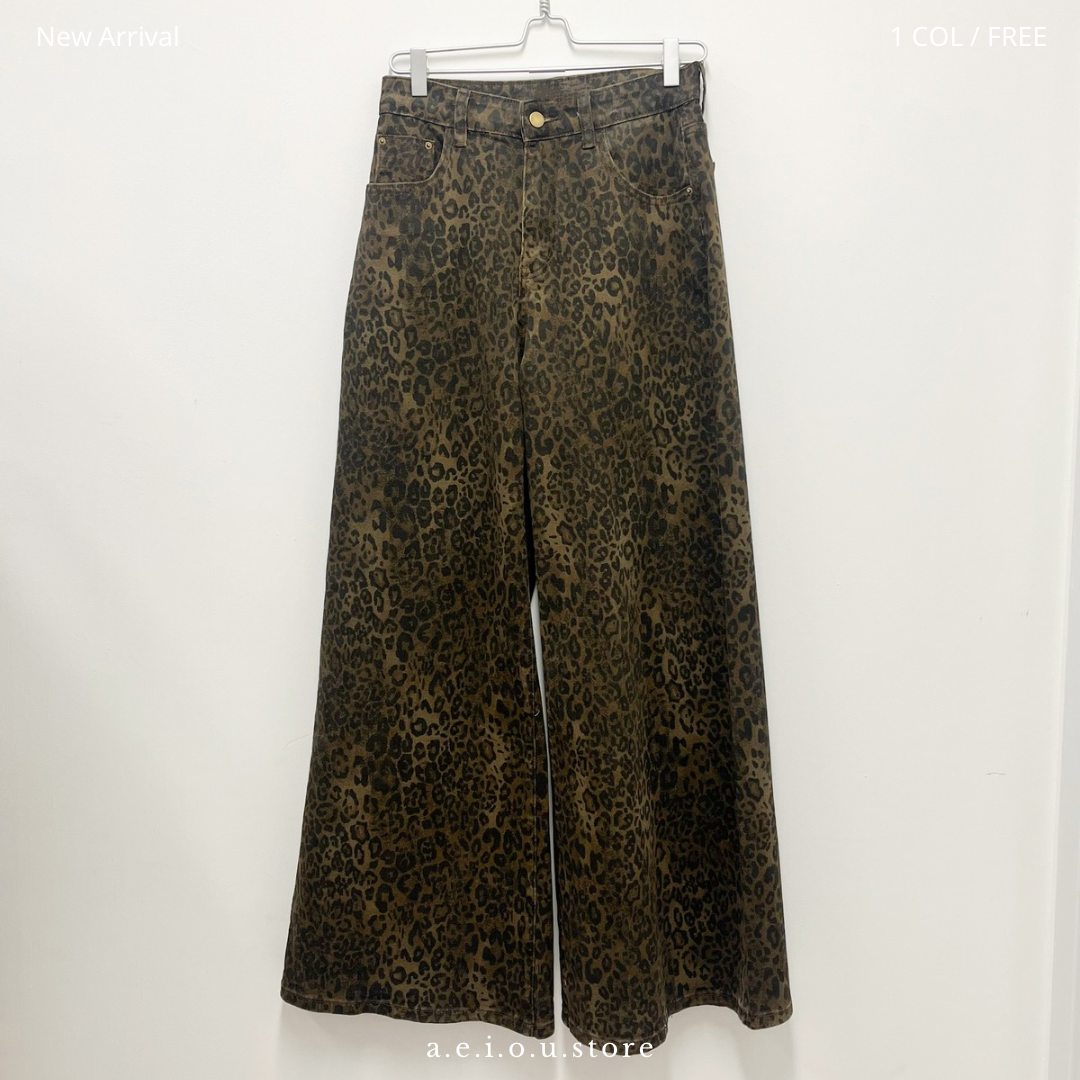 PT71- Leopard Pants | S / M