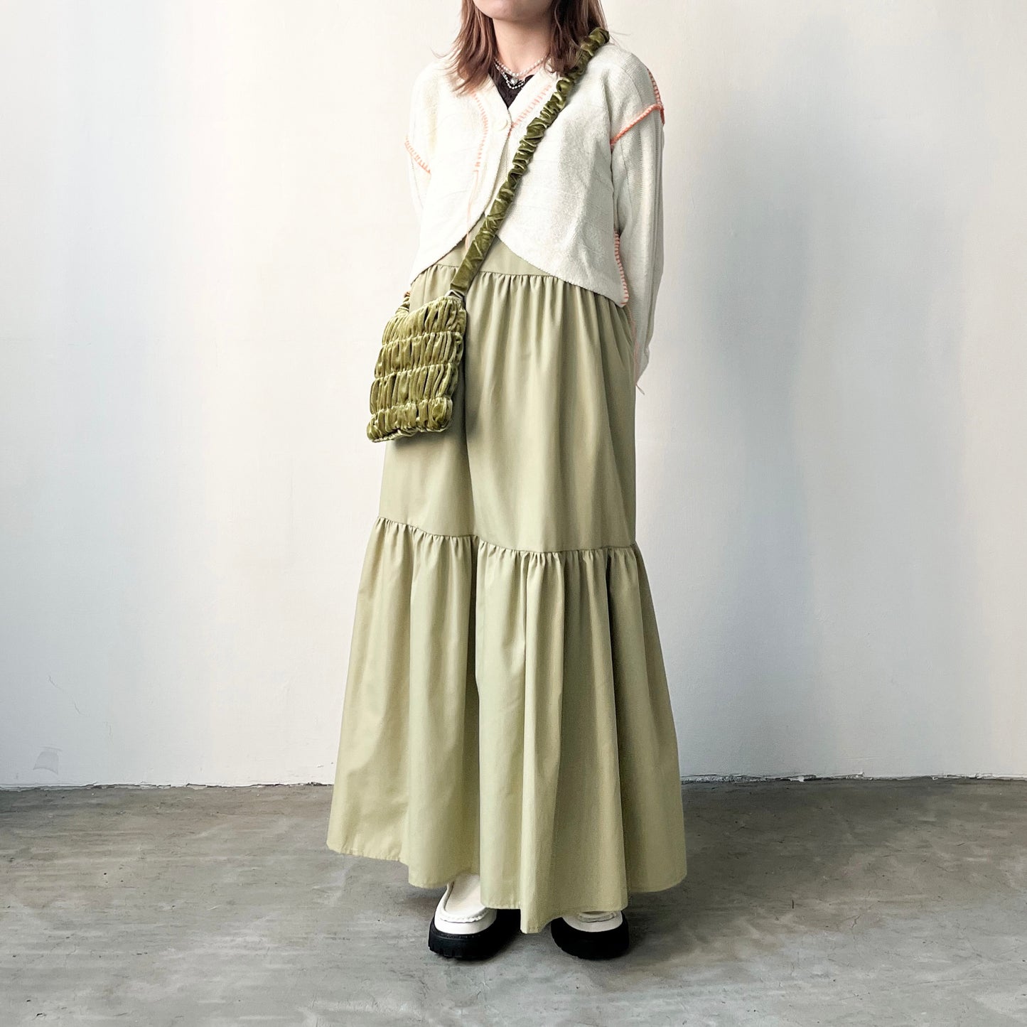 JK05- Outline Knitted Cardigan | Ivory | Black