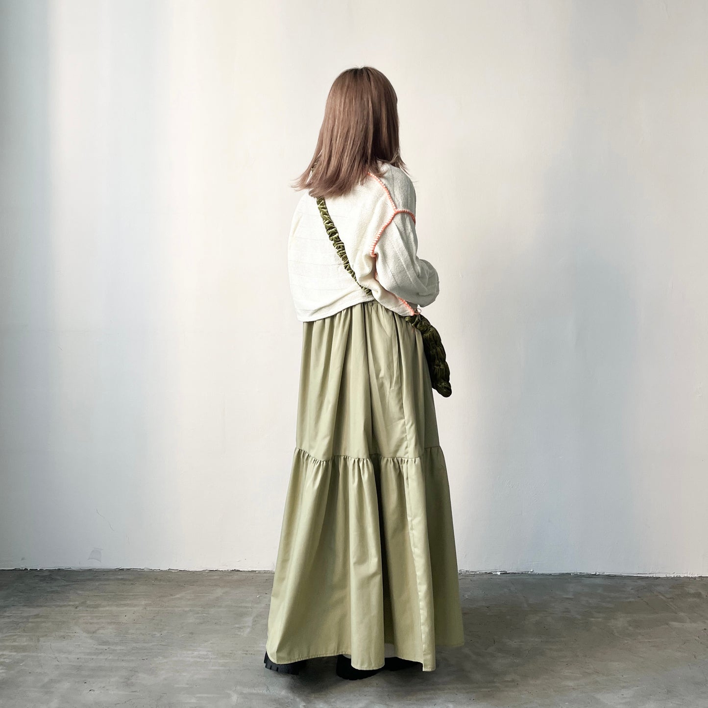 JK05- Outline Knitted Cardigan | Ivory | Black