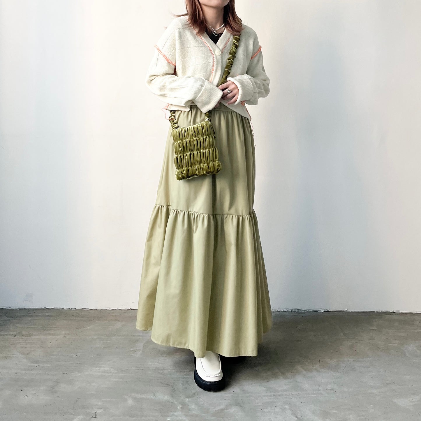 JK05- Outline Knitted Cardigan | Ivory | Black