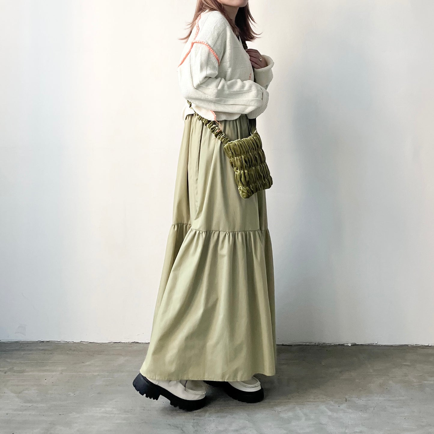 JK05- Outline Knitted Cardigan | Ivory | Black