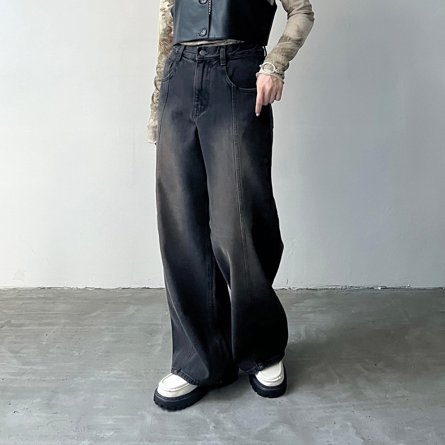 PT38-洗水闊腳牛仔褲 | Navy | Black ( Eco friendly)