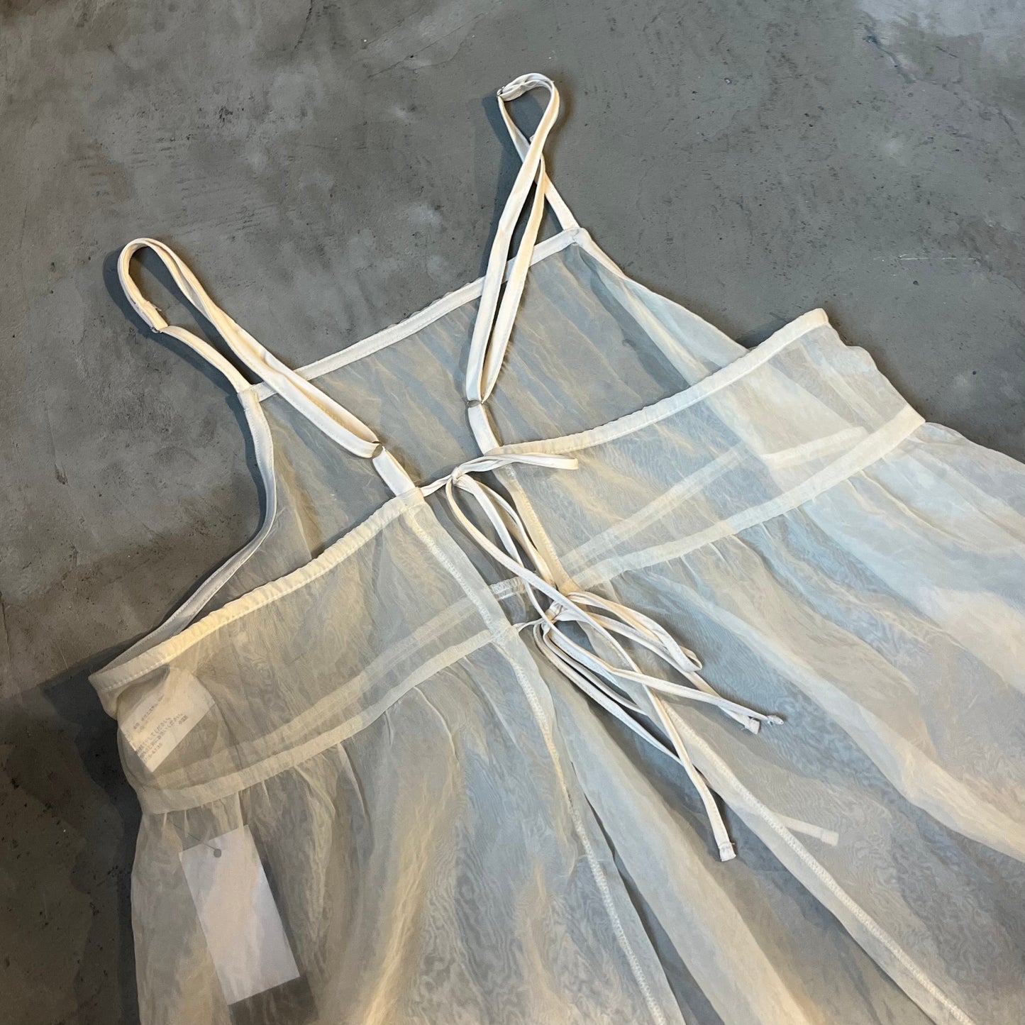 OP45- Back Ribbon Layer | Ivory | Black