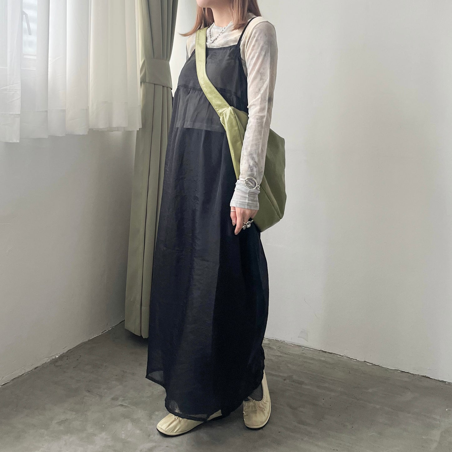 OP45- Back Ribbon Layer | Ivory | Black