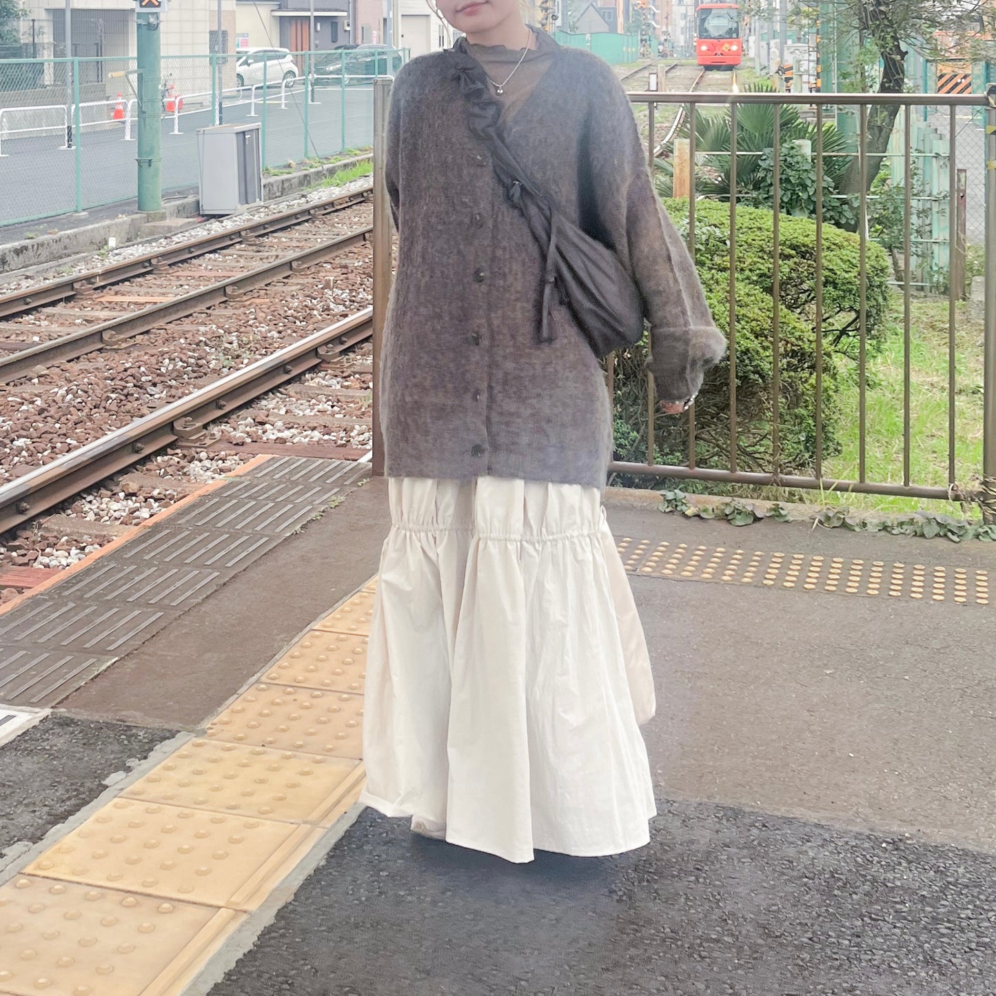 JK10- 混色V Neck Knitted Cardigan | Ivory | Brown | Navy