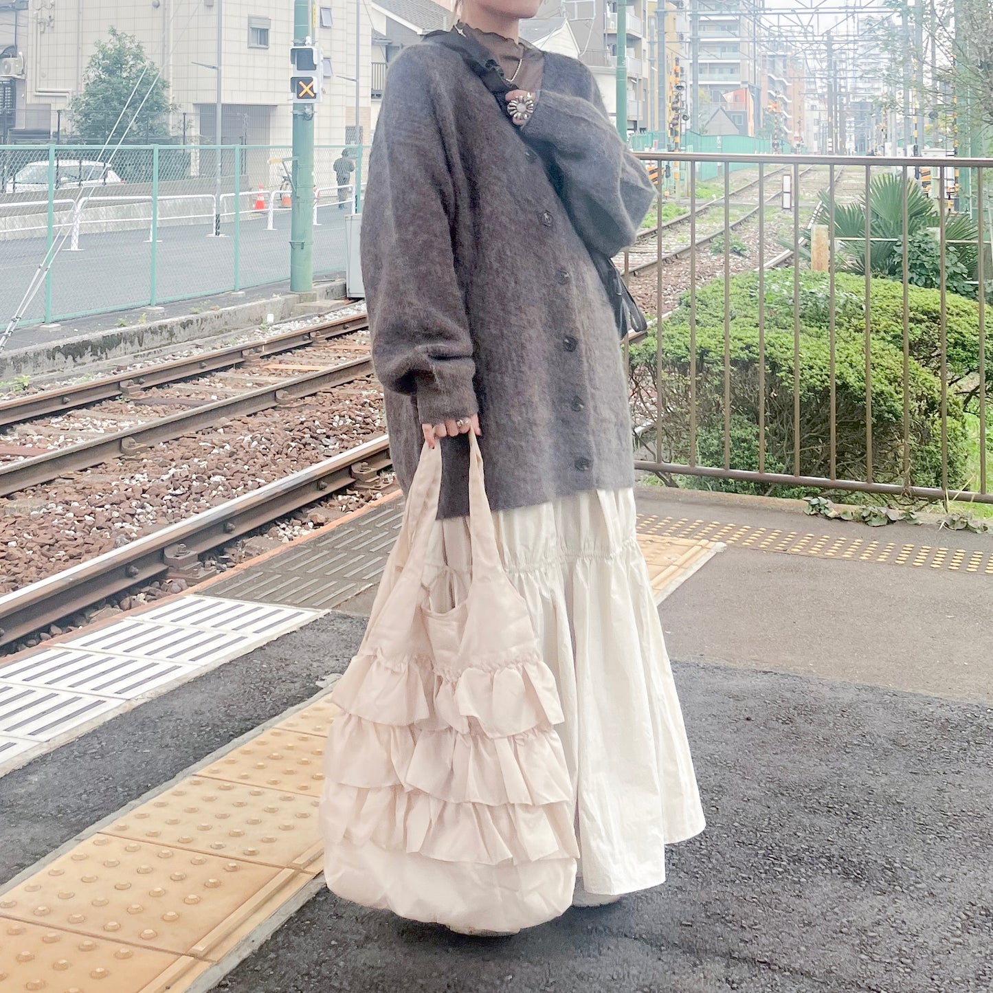 JK10- 混色V Neck Knitted Cardigan | Ivory | Brown | Navy