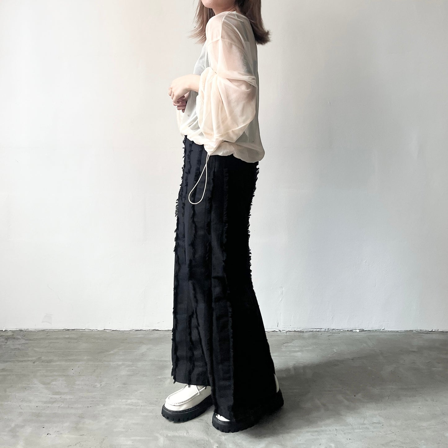 TP209- See-through Puff sleeves Top | Ivory | Blue