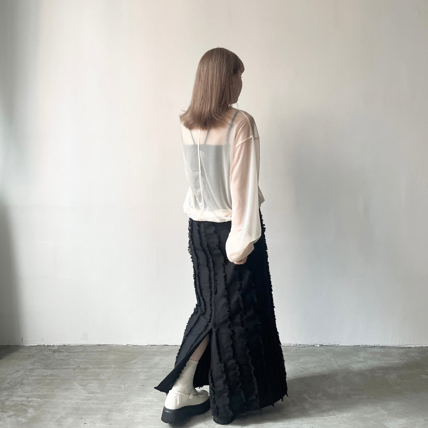 TP209- See-through Puff sleeves Top | Ivory | Blue