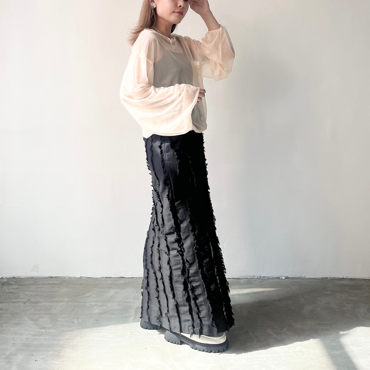 TP209- See-through Puff sleeves Top | Ivory | Blue