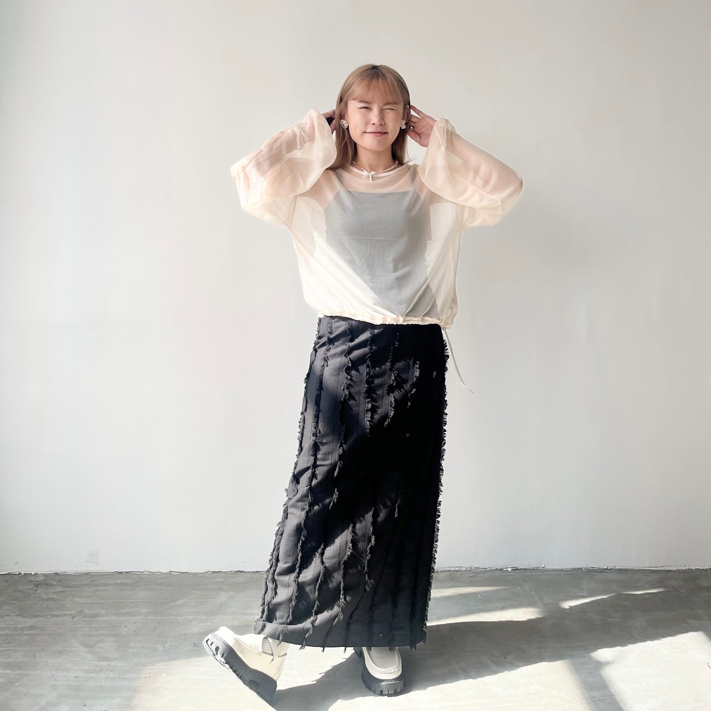 TP209- See-through Puff sleeves Top | Ivory | Blue