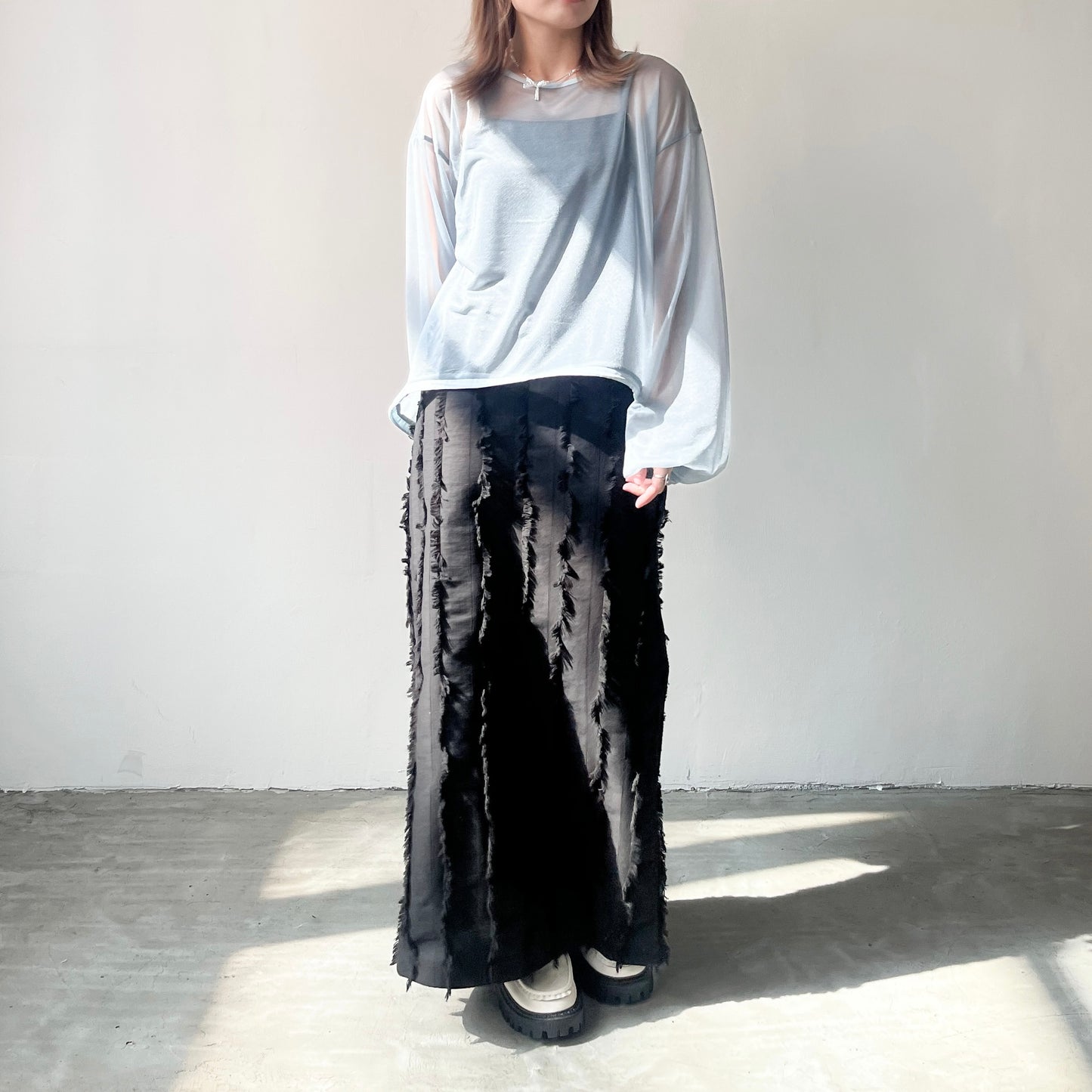 TP209- See-through Puff sleeves Top | Ivory | Blue
