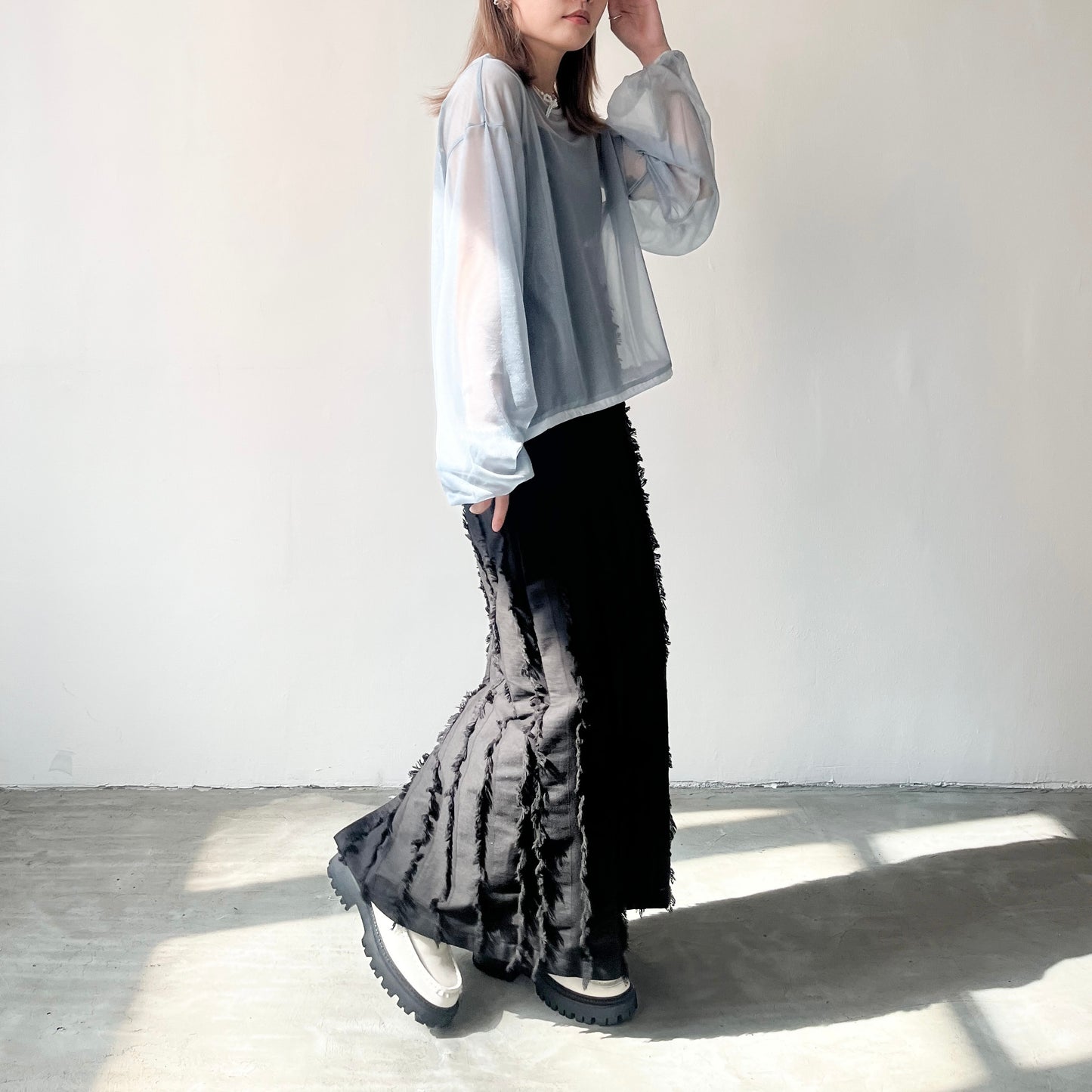 TP209- See-through Puff sleeves Top | Ivory | Blue