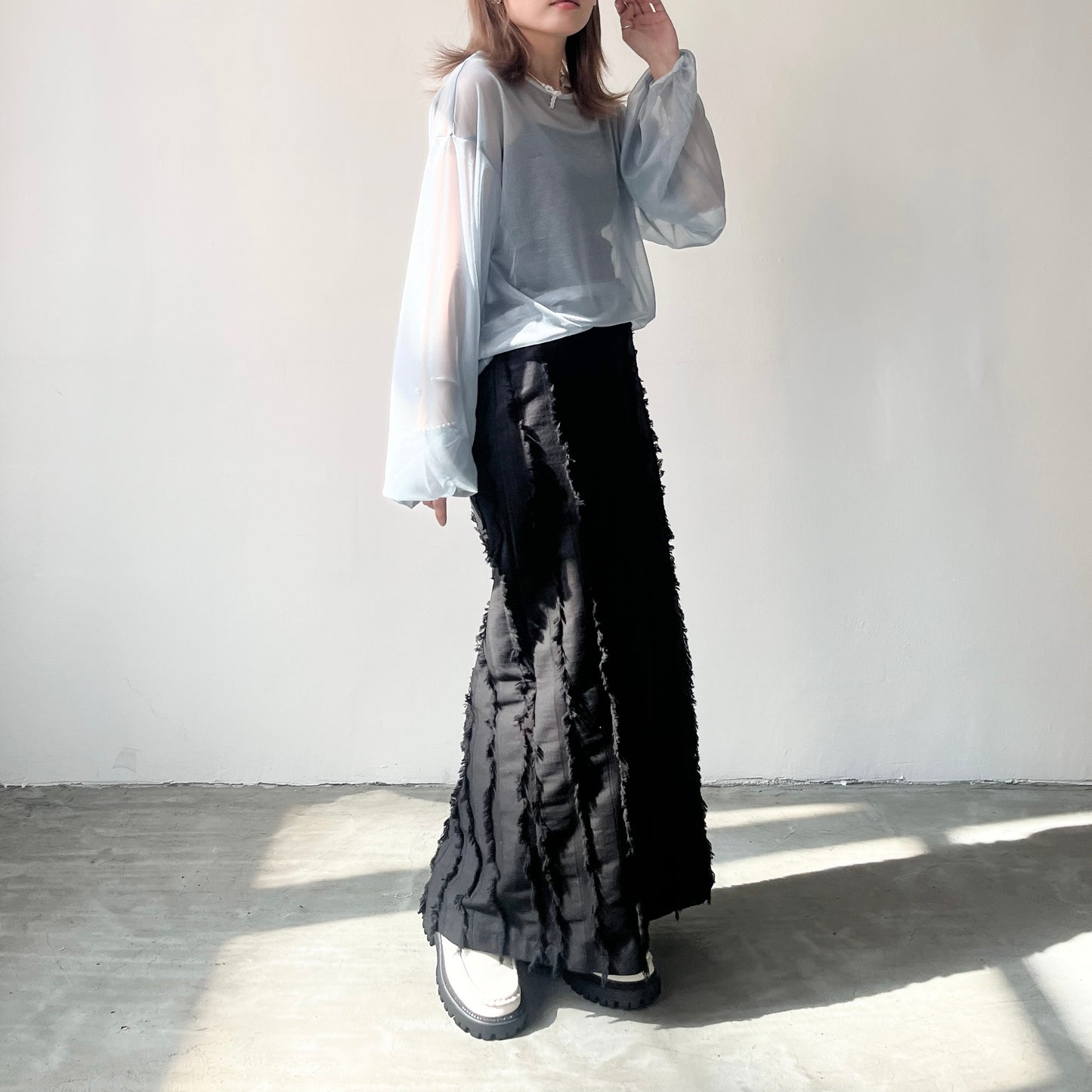 TP209- See-through Puff sleeves Top | Ivory | Blue