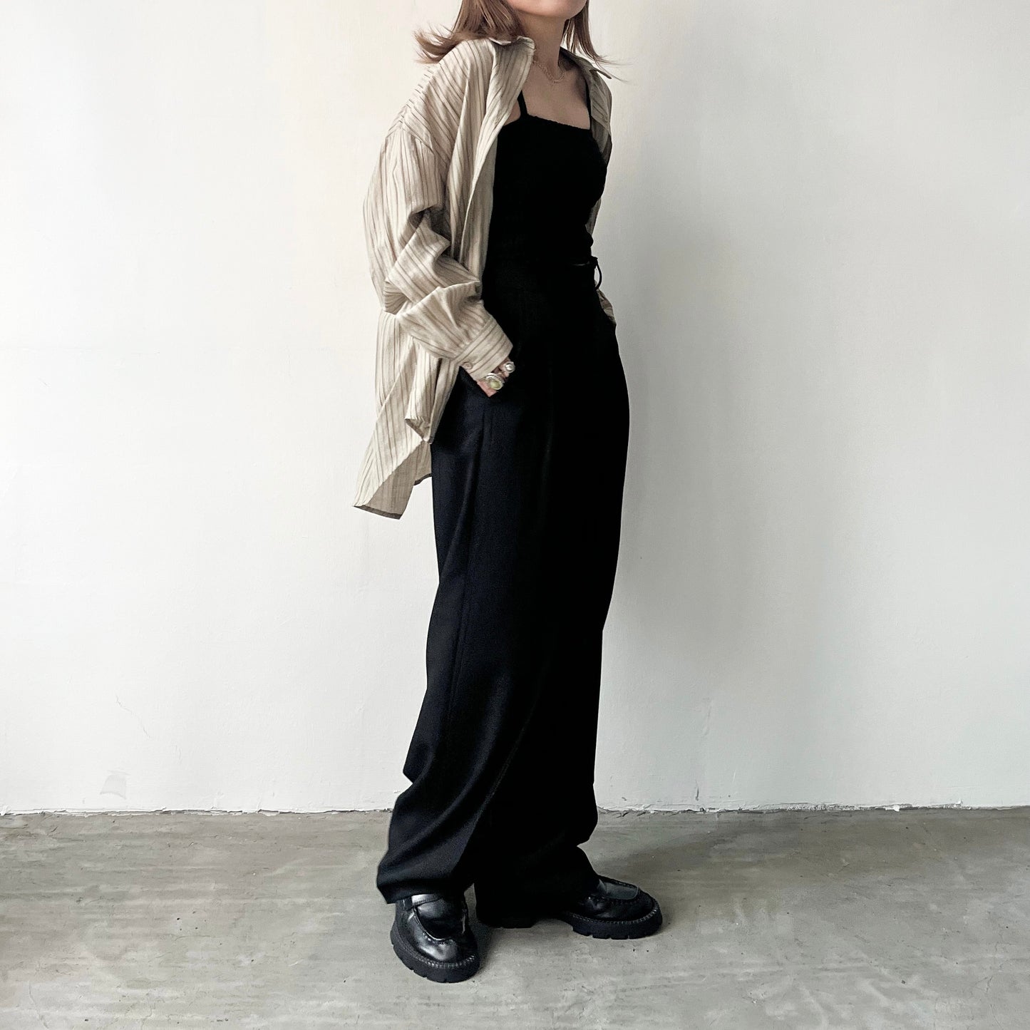 PT37- Pleated Trousers | Beige | Black
