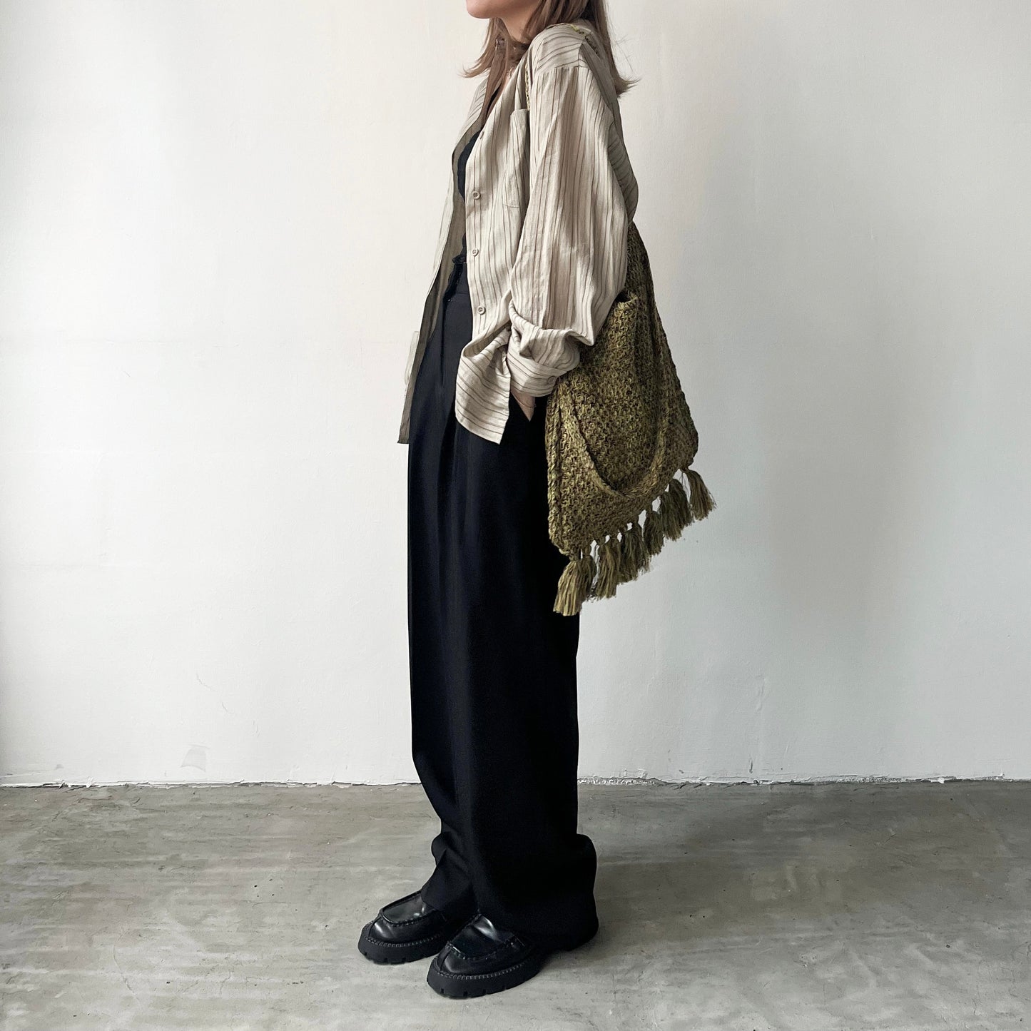 PT37- Pleated Trousers | Beige | Black