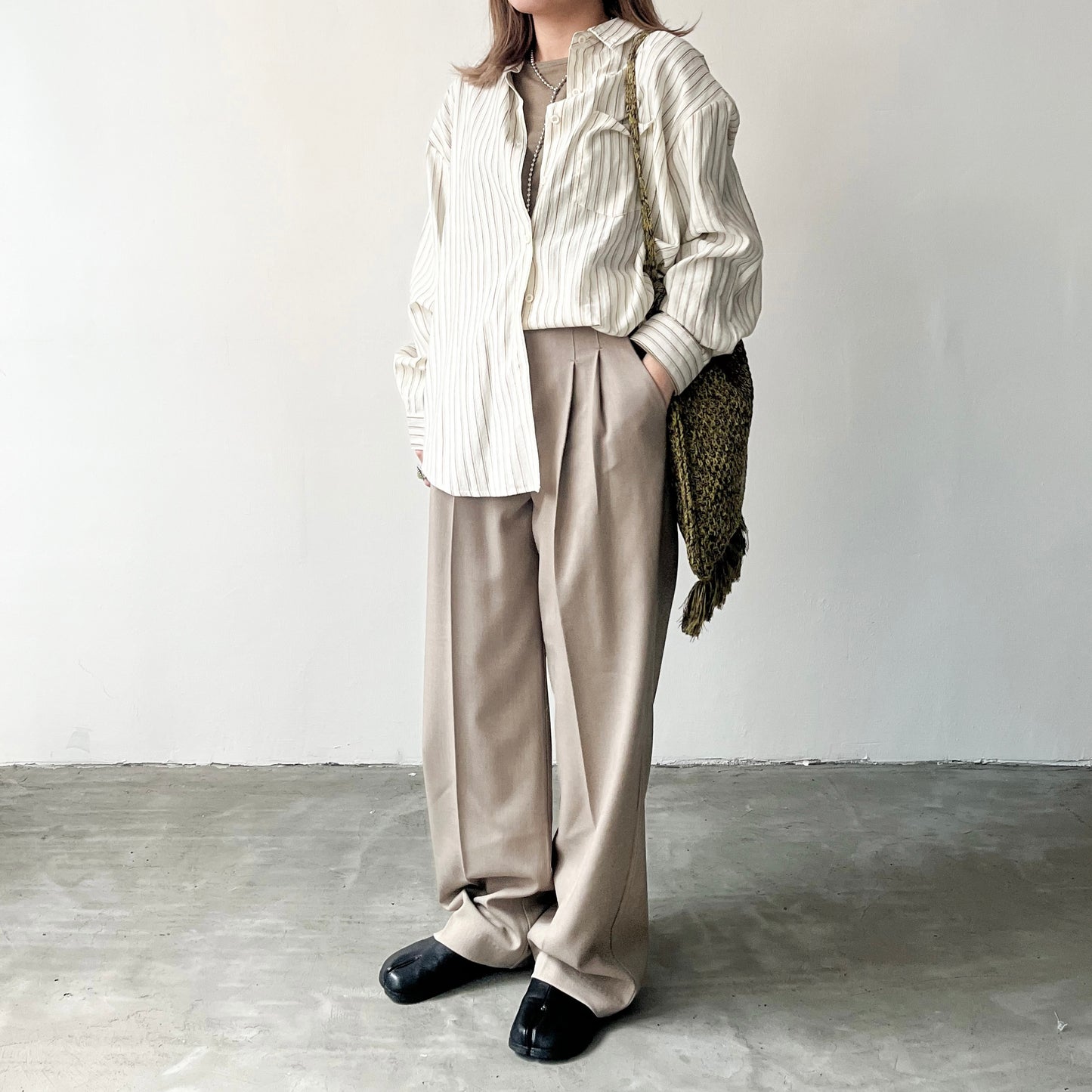 TP218- Stripe Line Shirt | Ivory | Khaki