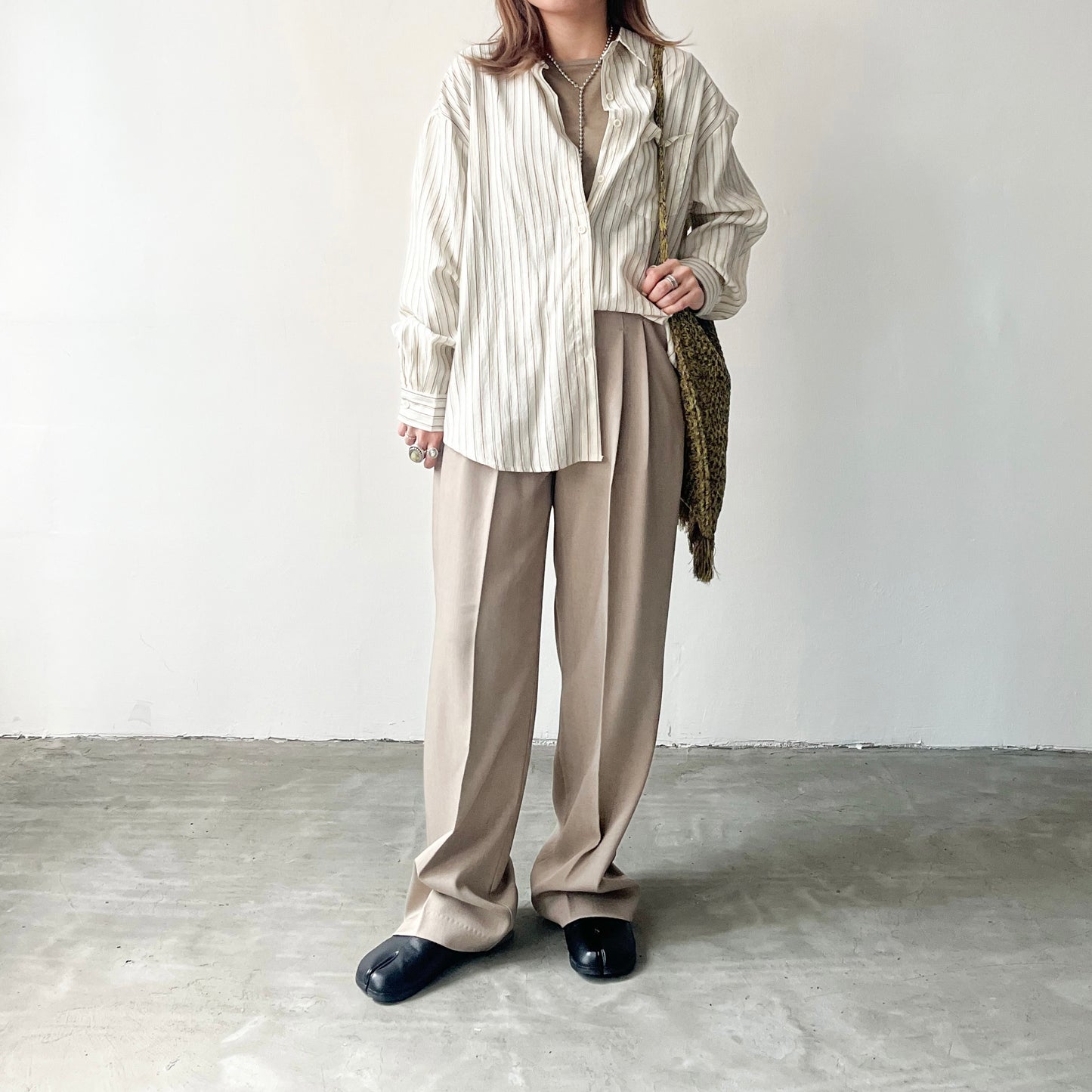 TP218- Stripe Line Shirt | Ivory | Khaki