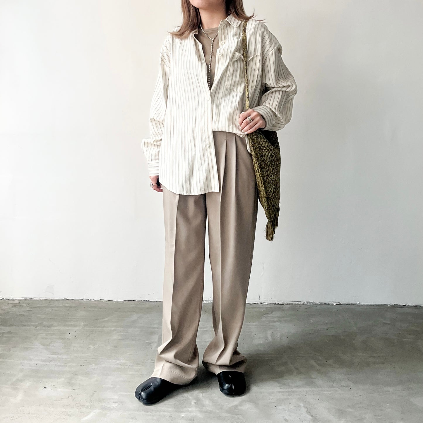 TP218- Stripe Line Shirt | Ivory | Khaki