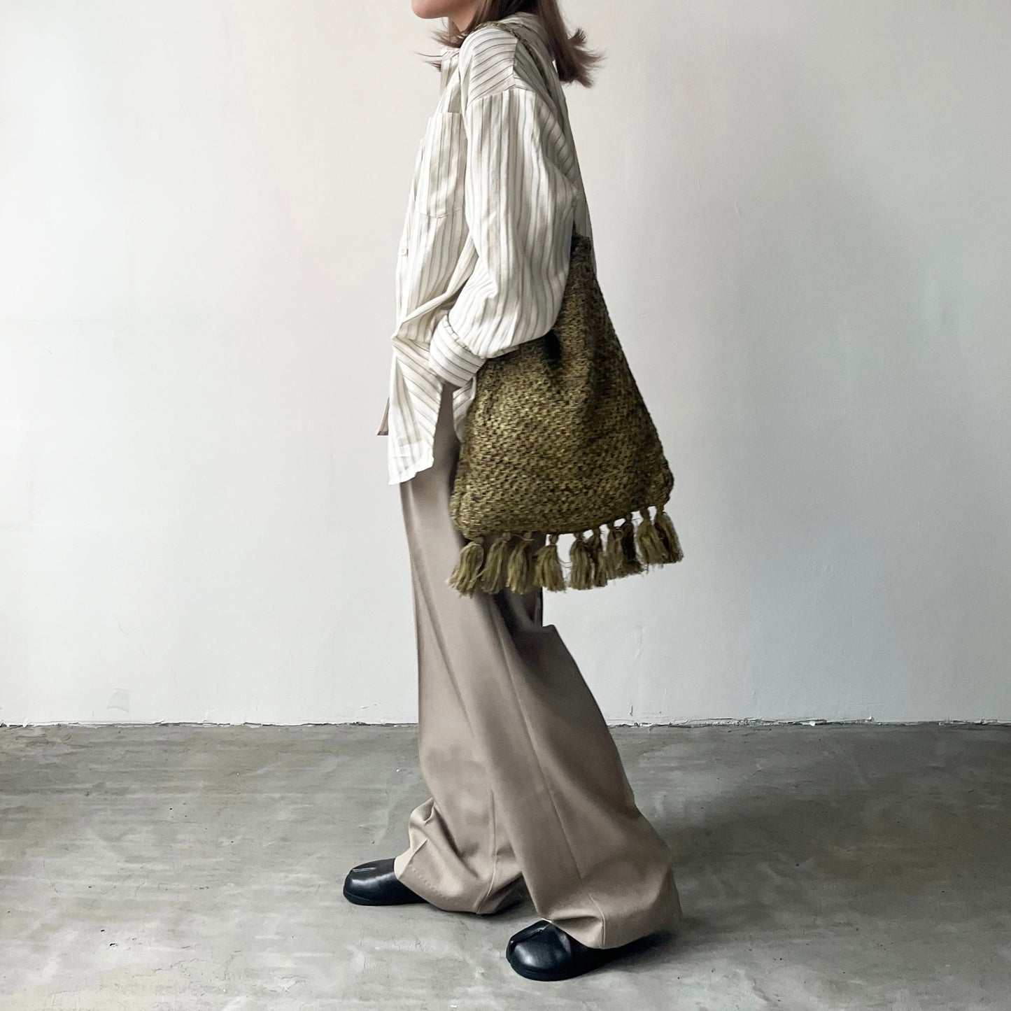 PT37- Pleated Trousers | Beige | Black