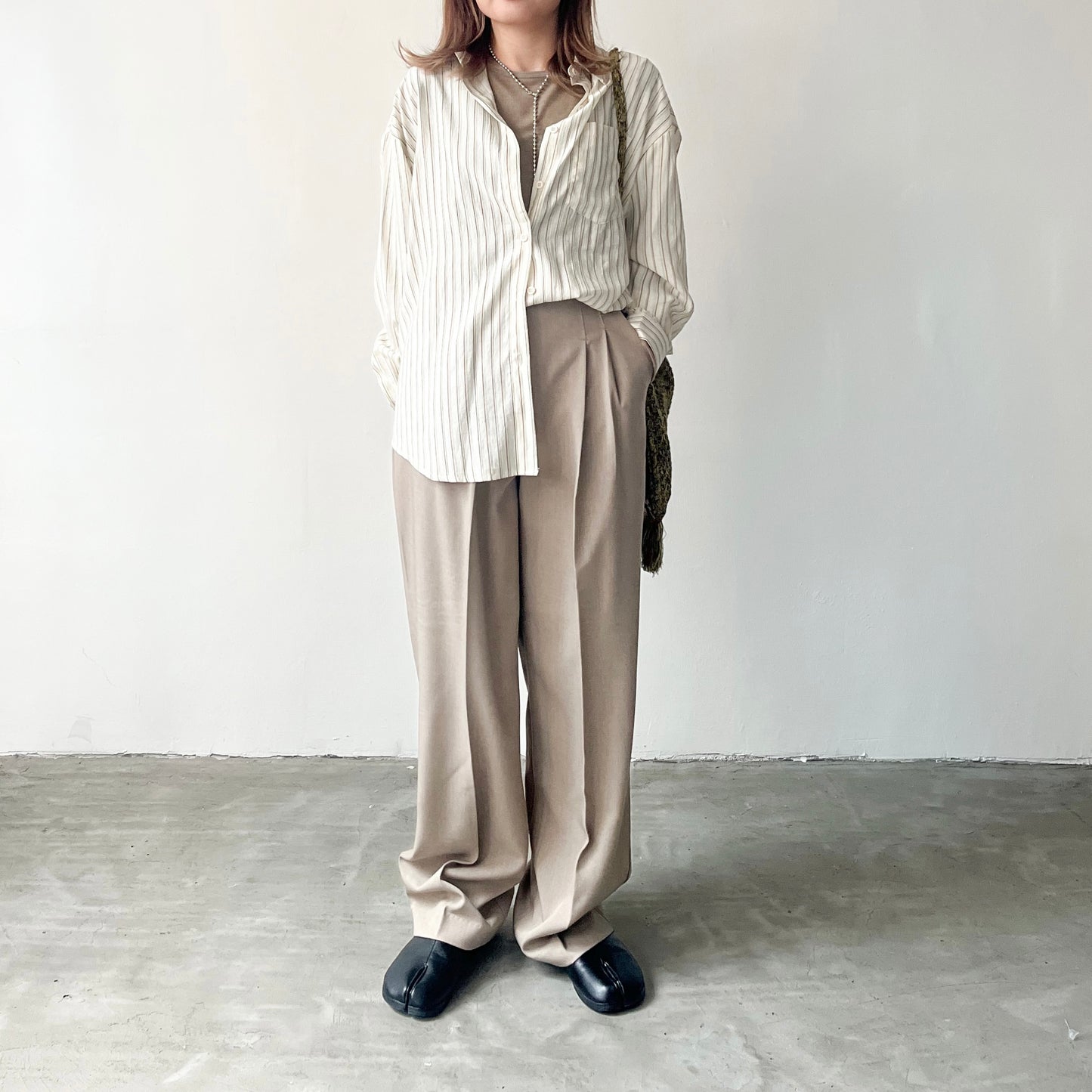 TP218- Stripe Line Shirt | Ivory | Khaki
