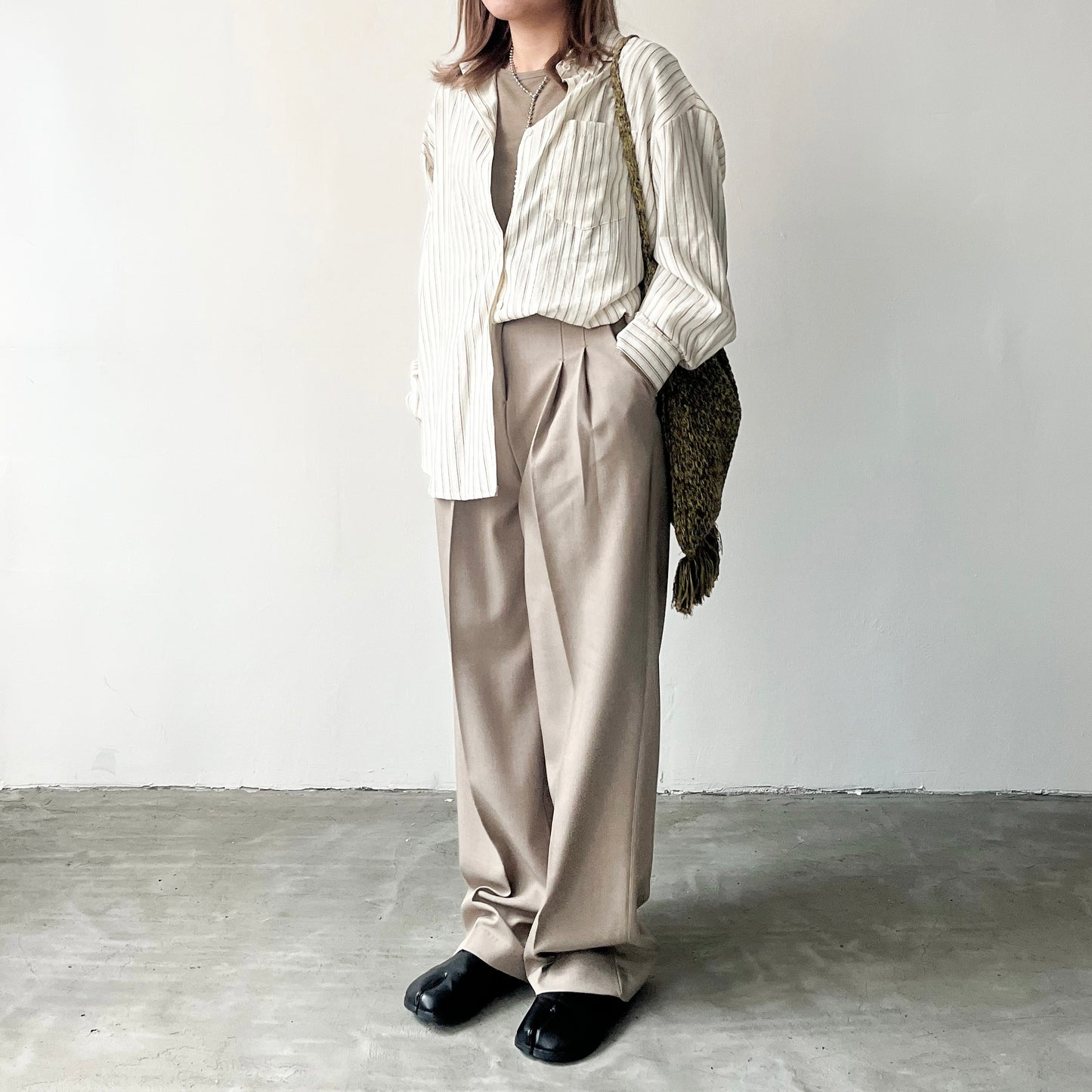 TP218- Stripe Line Shirt | Ivory | Khaki