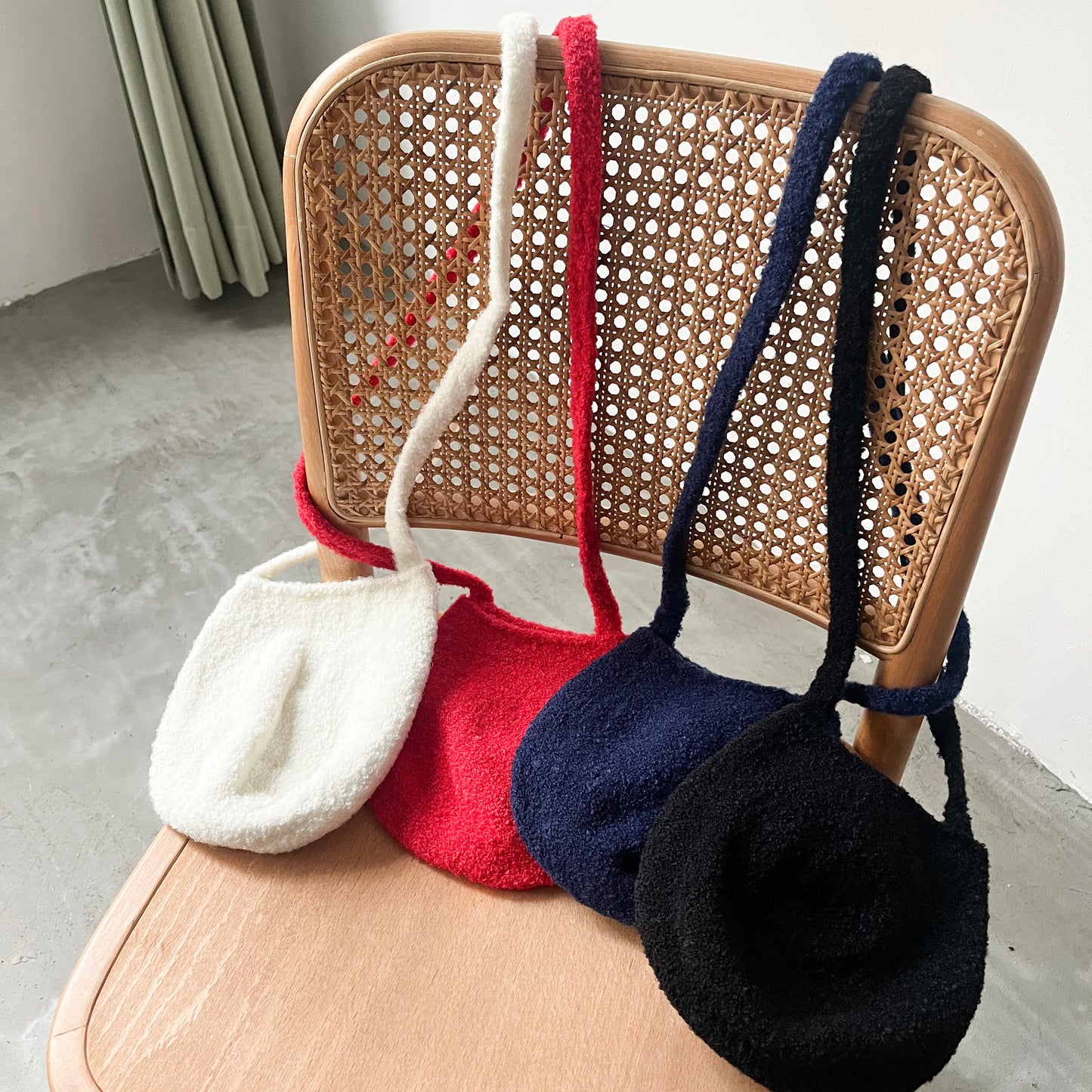 BG22- little Snow Ball bag | White | Red | Navy | Black